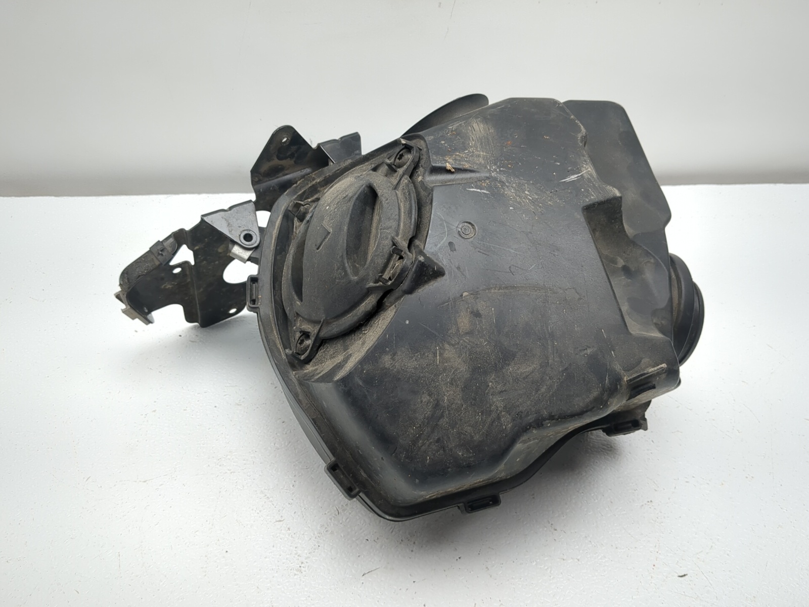 14-19 Can Am Spyder Rt SE6 Air Box & Bracket Air Box 707800584