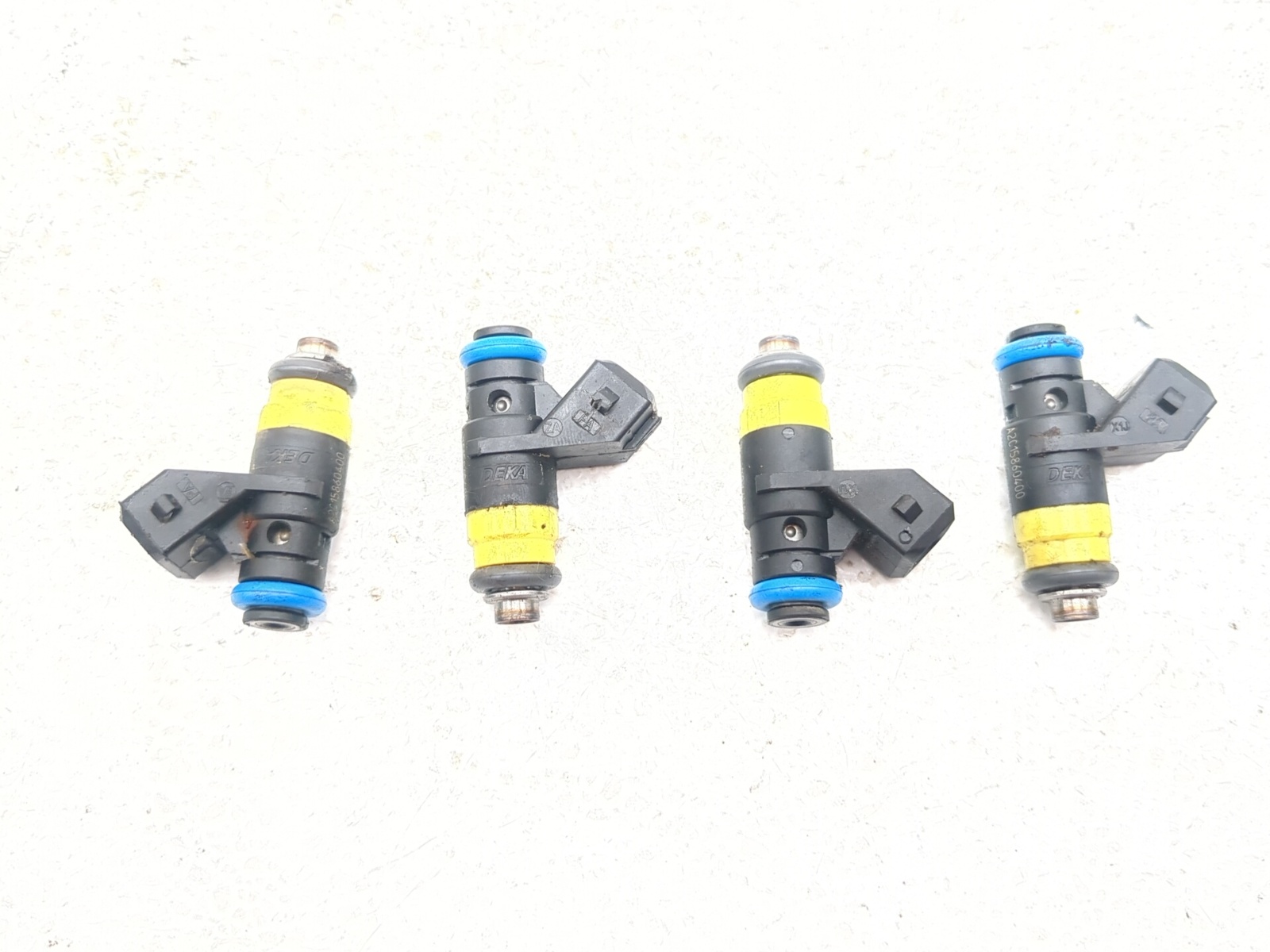 18-24 Ducati Panigale V4S Fuel Injector Set (Upper) Front 28040471B