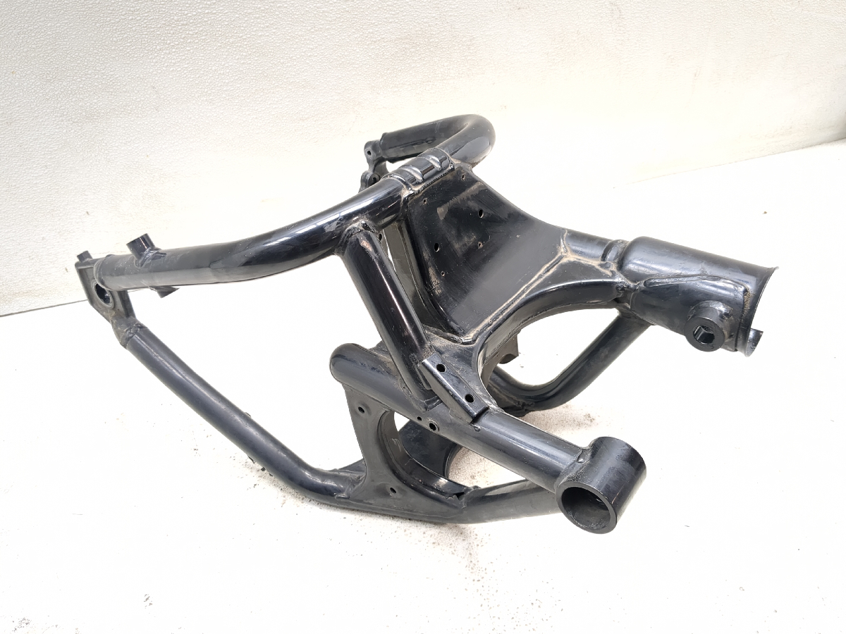 13-19 Suzuki VL1500 Boulevard C90T Rear Wheel Swing Arm Frame