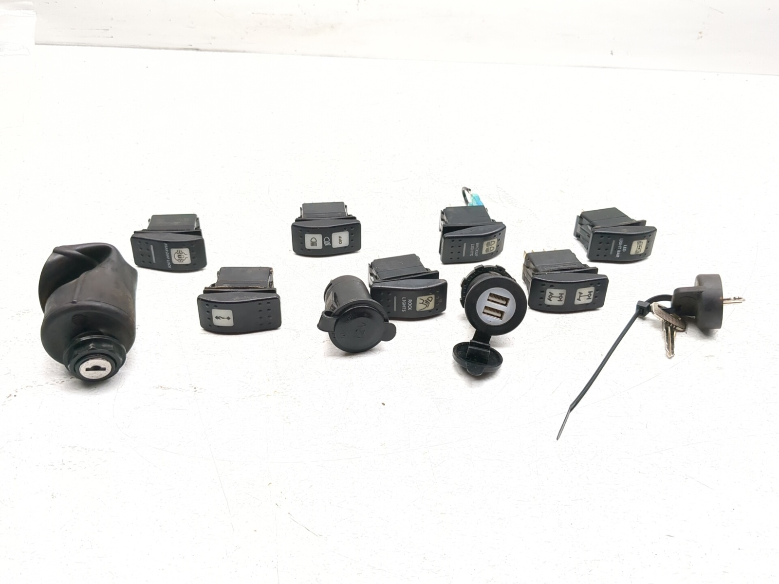 17-21 Can Am Defender XT HD8 Front Ignition Switch W/ Key & Accessory Switch Set