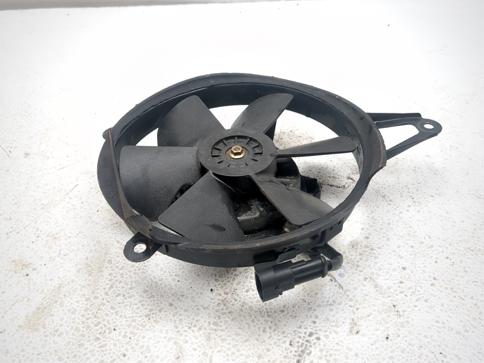 ★売却済み 04-06 MV Agusta Brutale 750 S Front Right Radiator Cooling Fan