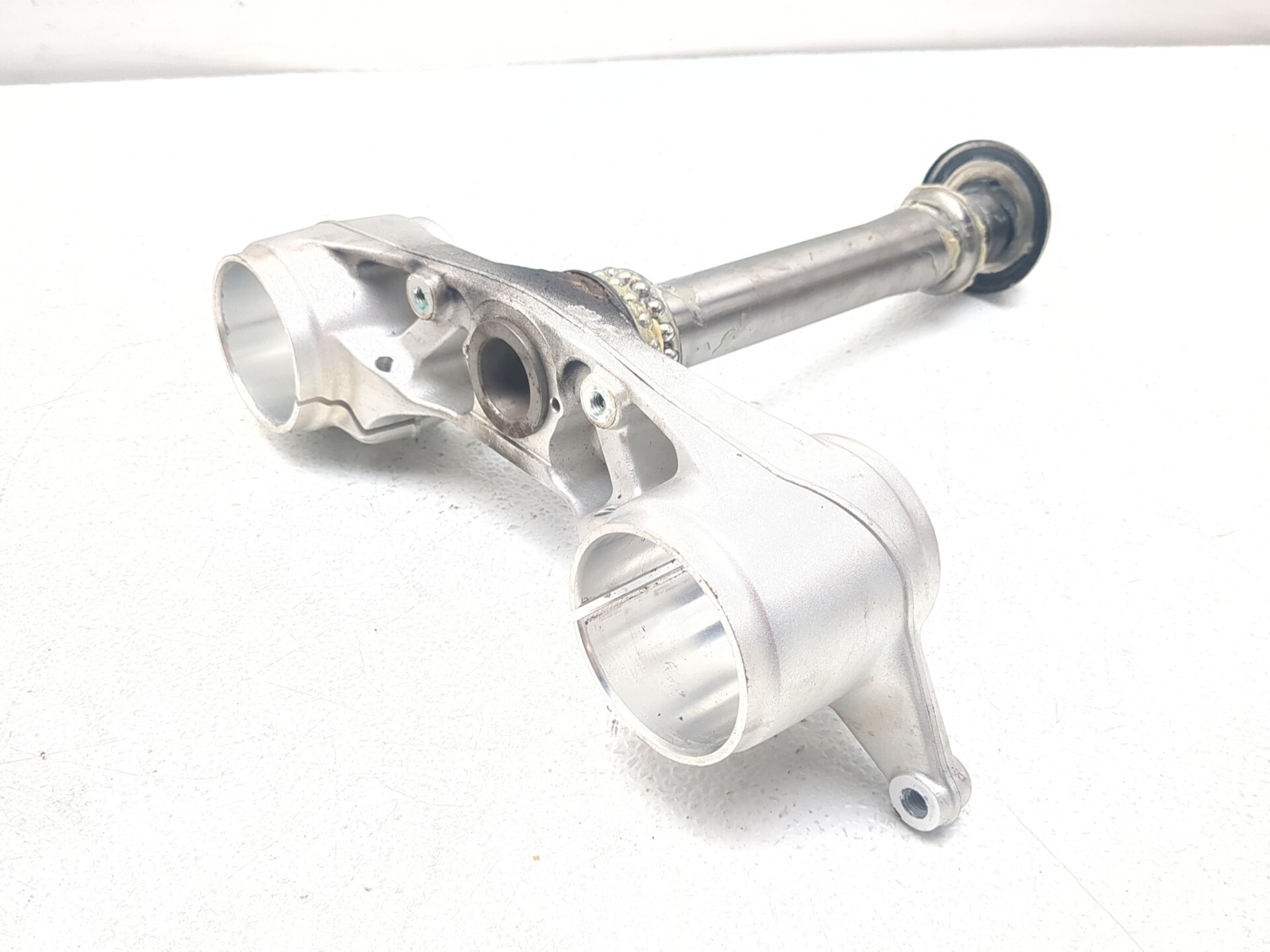18-23 BMW F850GS Front Lower Triple Tree Yoke Stem Clamp Bottom