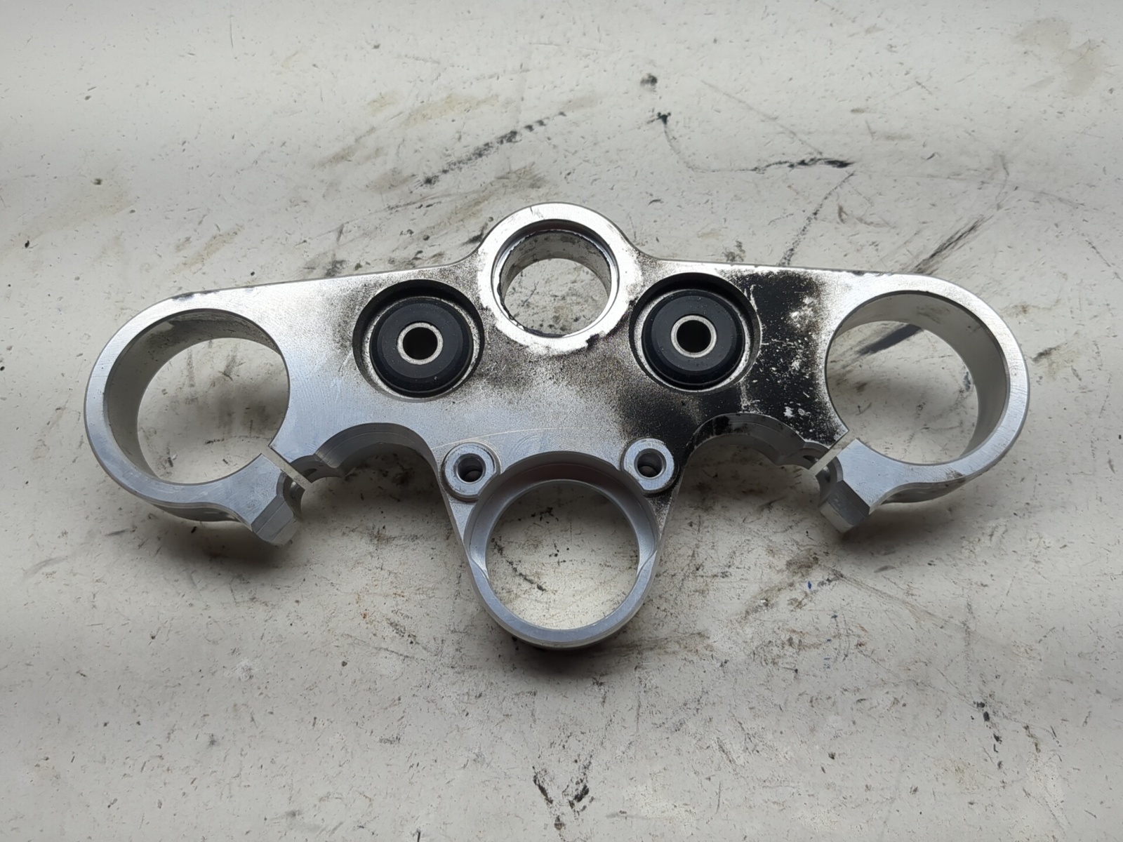 ATON ベスト COMOLI AURALEE YOKE TEATORA URU 06-10 Aprilia Tuono 1000R Factory Front Upper Triple Tree Top Yoke