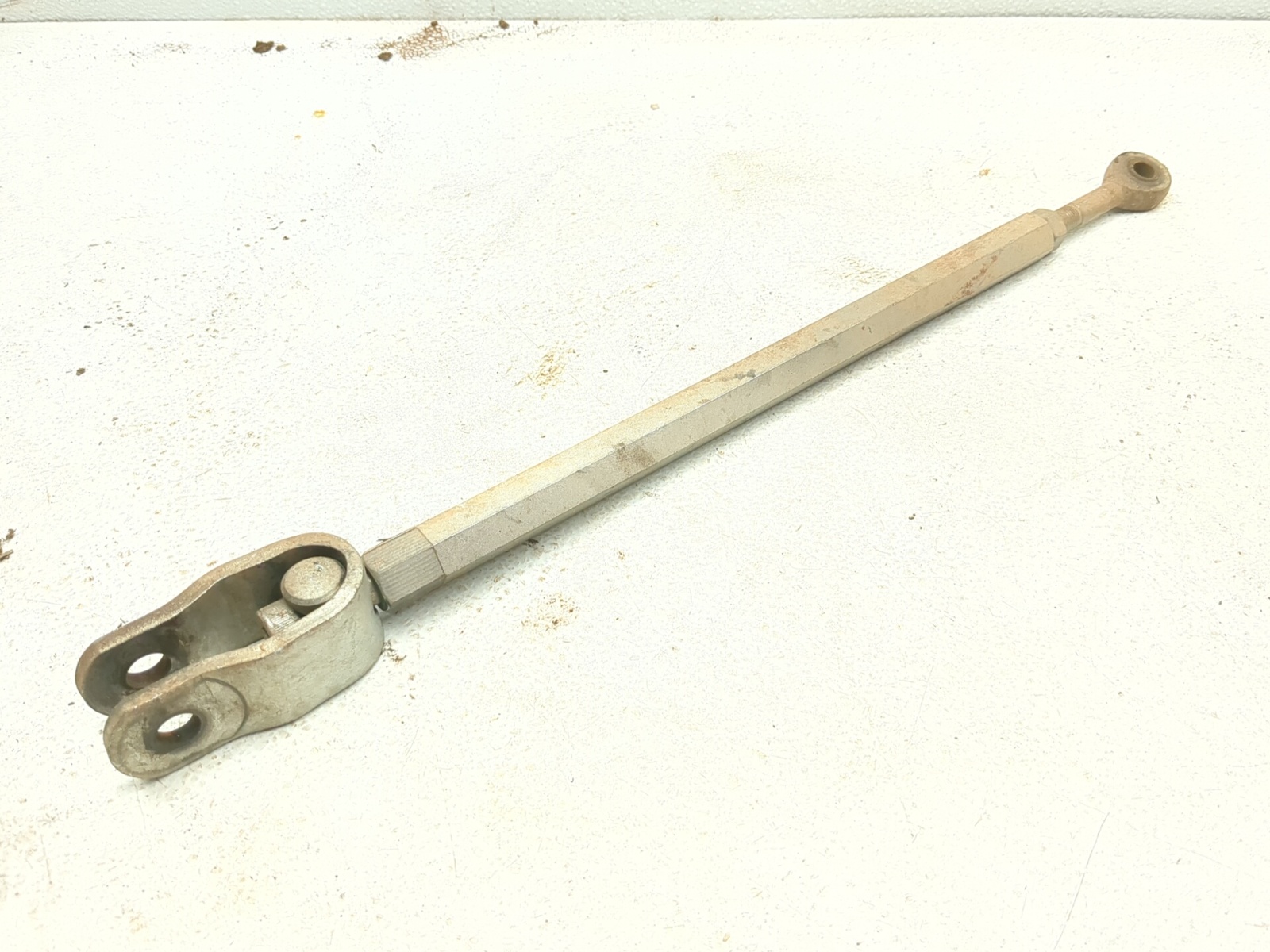 16-24 John Deere Z930M ZTrak Mower Deck Lift Linkage A TCA20098
