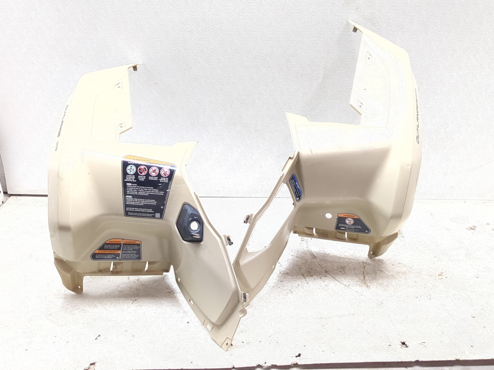 23-26 Can Am Outlander Pro HD5 Front Left Right Fender Fairing  Body Panel Set