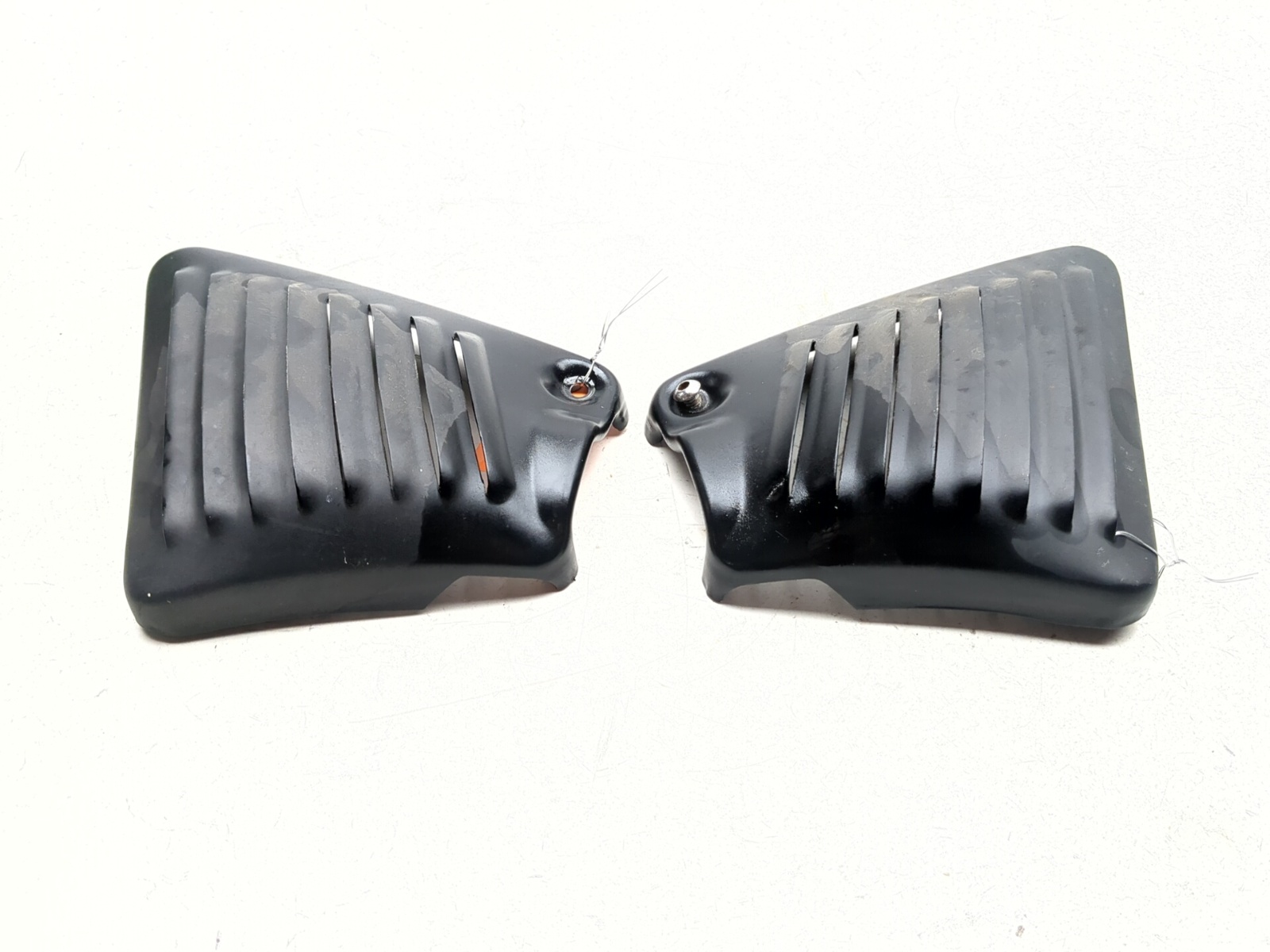 02-06 Harley Davidson VROD VRSCA Front Left & Right Frame Neck