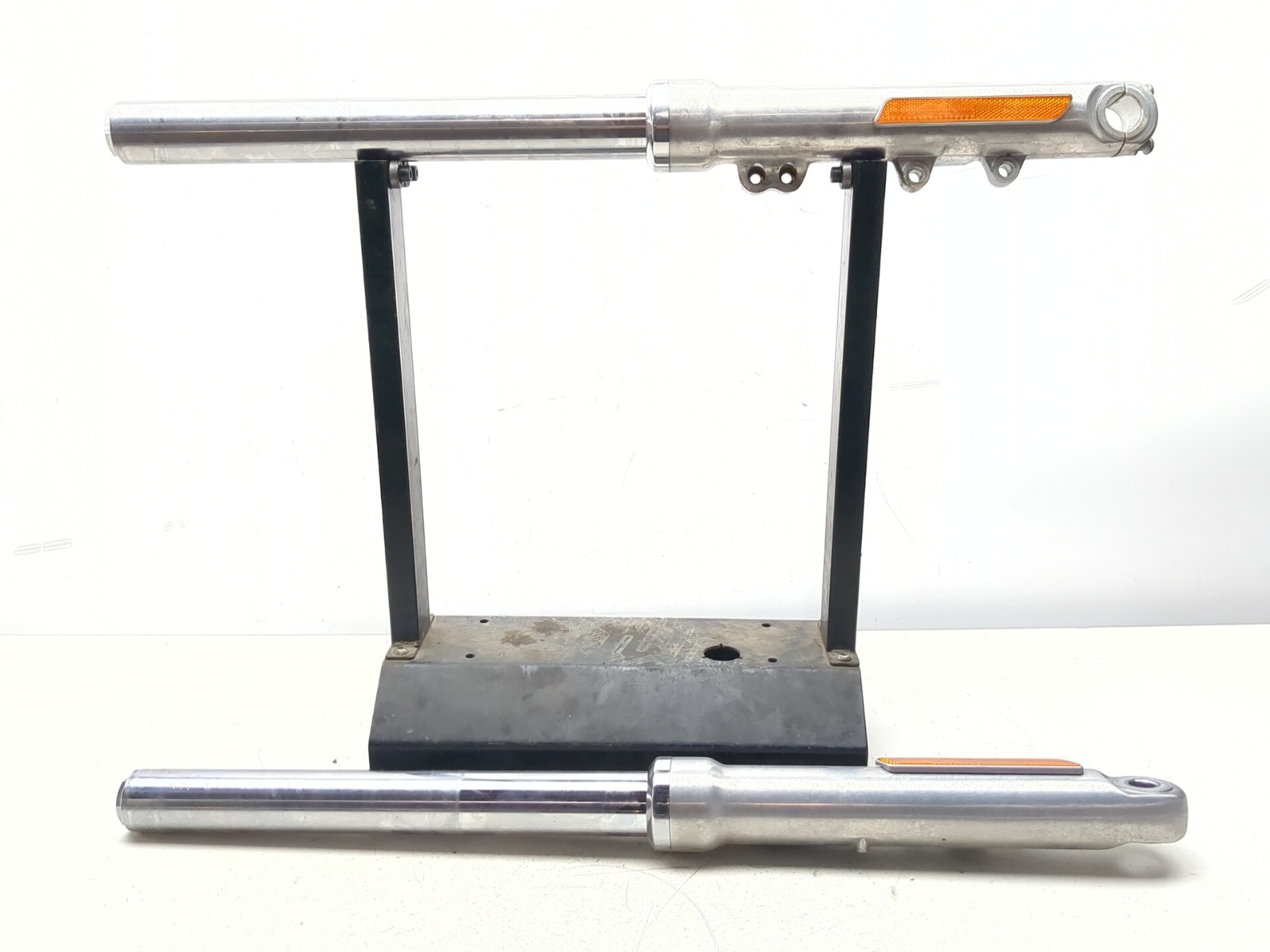 06-08 Harley Night Rod VRSCD Left & Right Front Fork Assembly Leg STRAIGHT