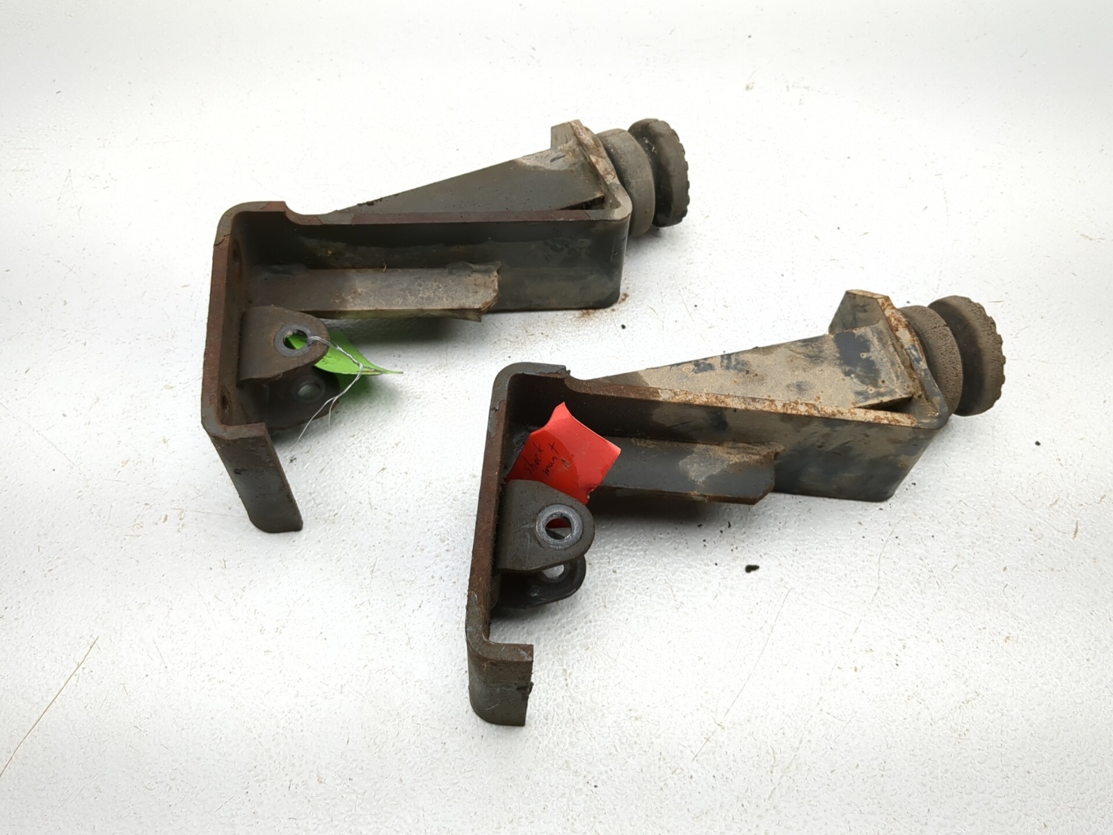 09-14 Kubota RTV1100 Left & Right Rear Leaf Spring Motor Engine Mount Brackets