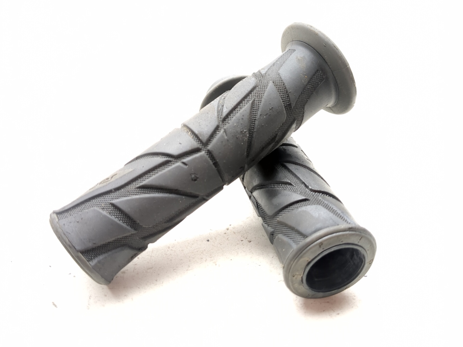 03-06 Ducati 749 999 Front Spider Peak Left & Right Grips with
