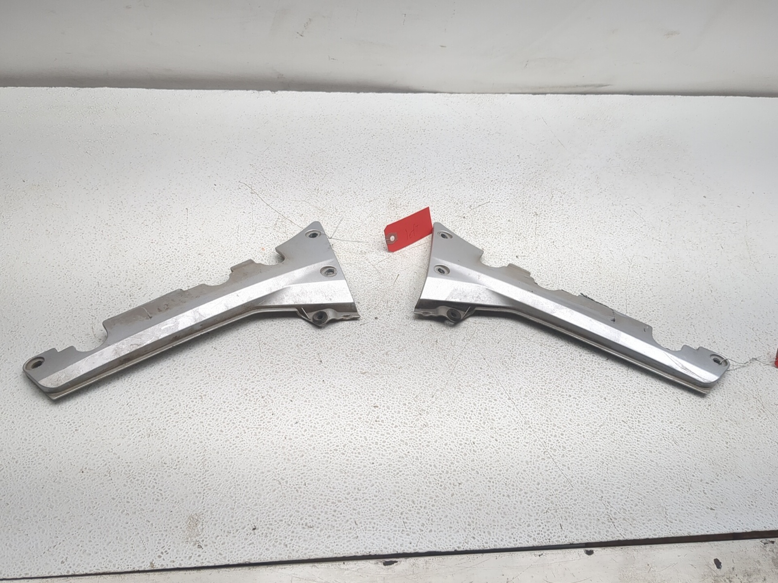 01-05 Honda Goldwing 1800 GL1800 Left Right Pillion Step Covers 