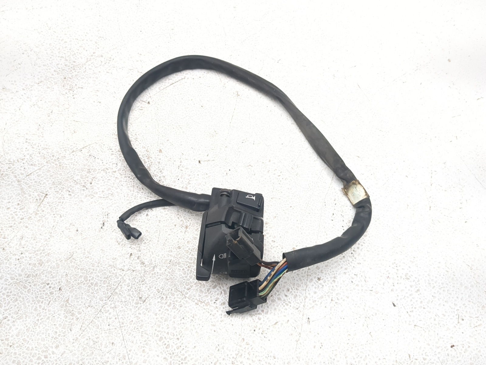 93-96 Honda CBR1000F Hurricane Front Left Handlebar Switch Button