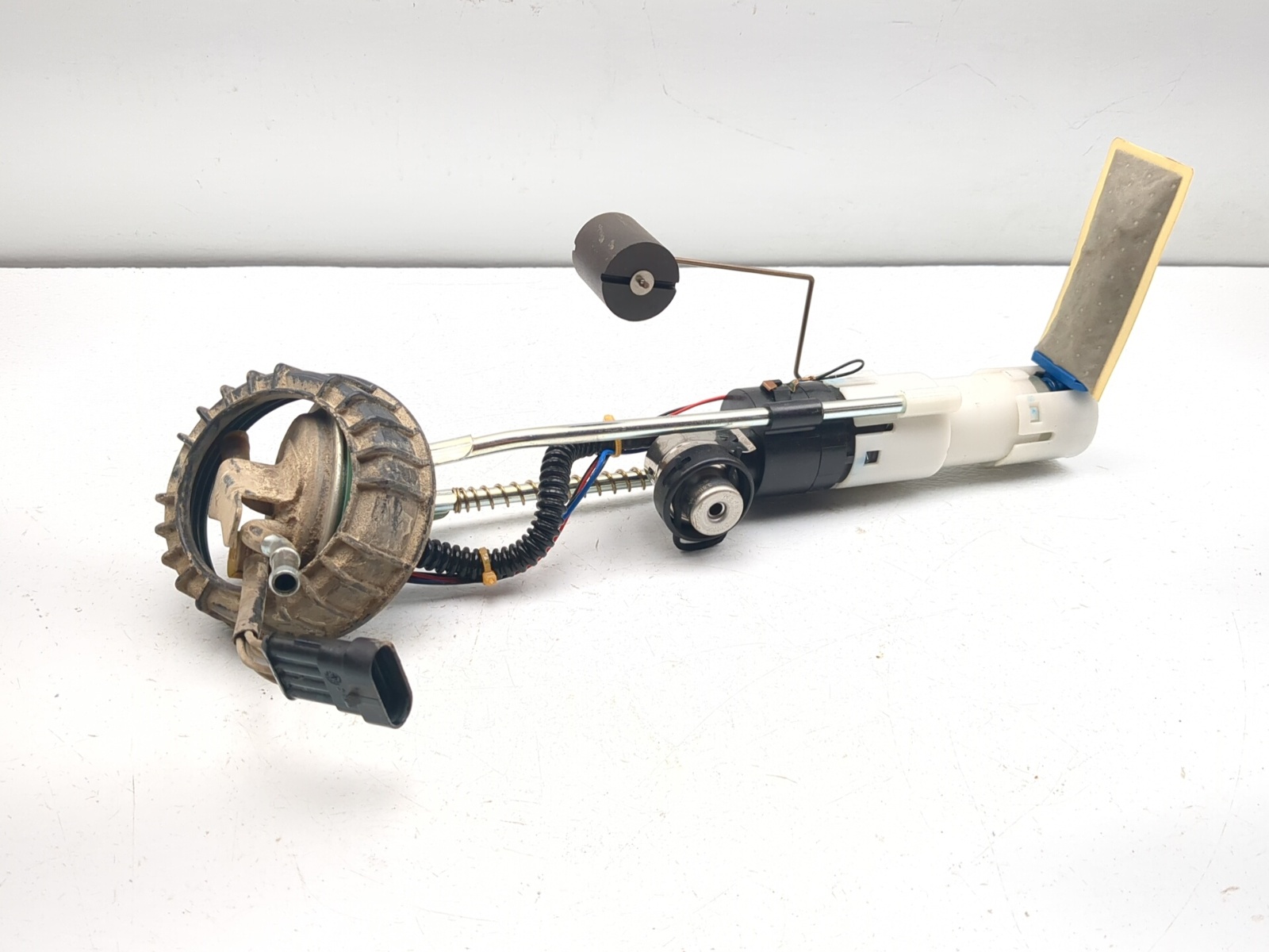 12-22 Can Am Outlander XMR 1000R Fuel Pump Assembly 709000758