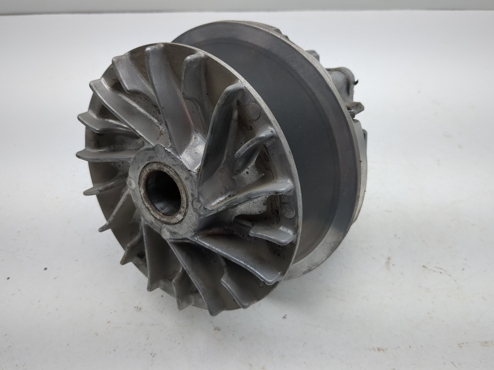 05-16 Kawasaki KAF400 Mule 610 Primary Drive Clutch 49093-0021 B