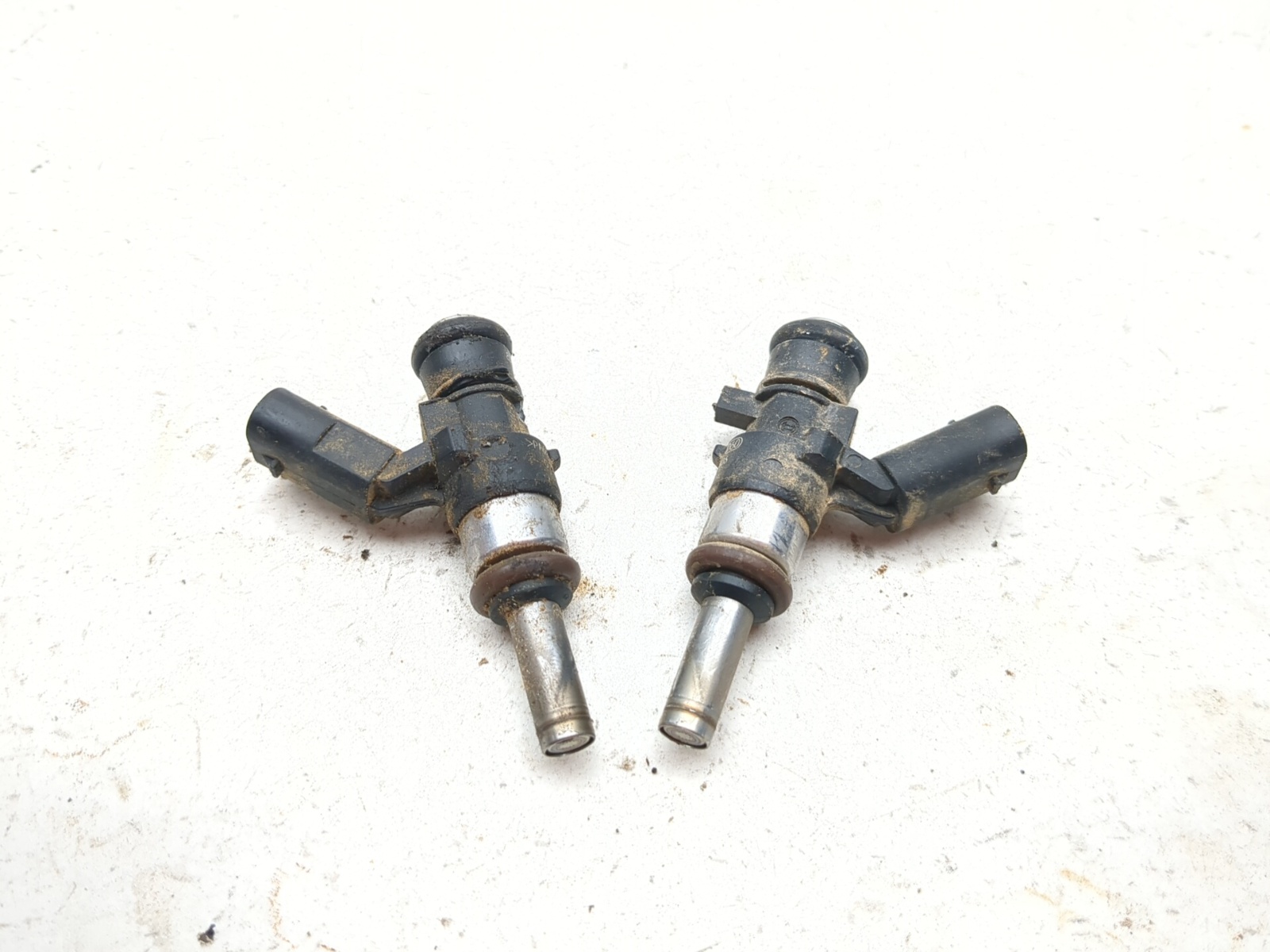 18-24 BMW F850GS GS Left Right Fuel Injector 13648546484
