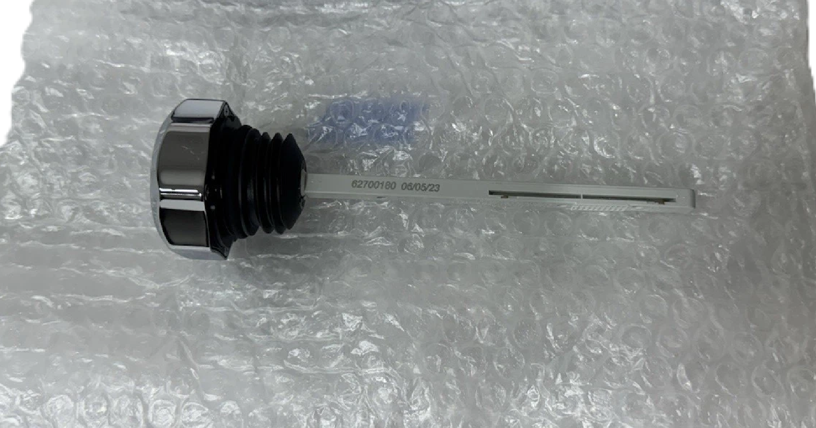 2017-UP Harley-Davidson Milwaukee 8 Oil Temp Dipstick Chrome