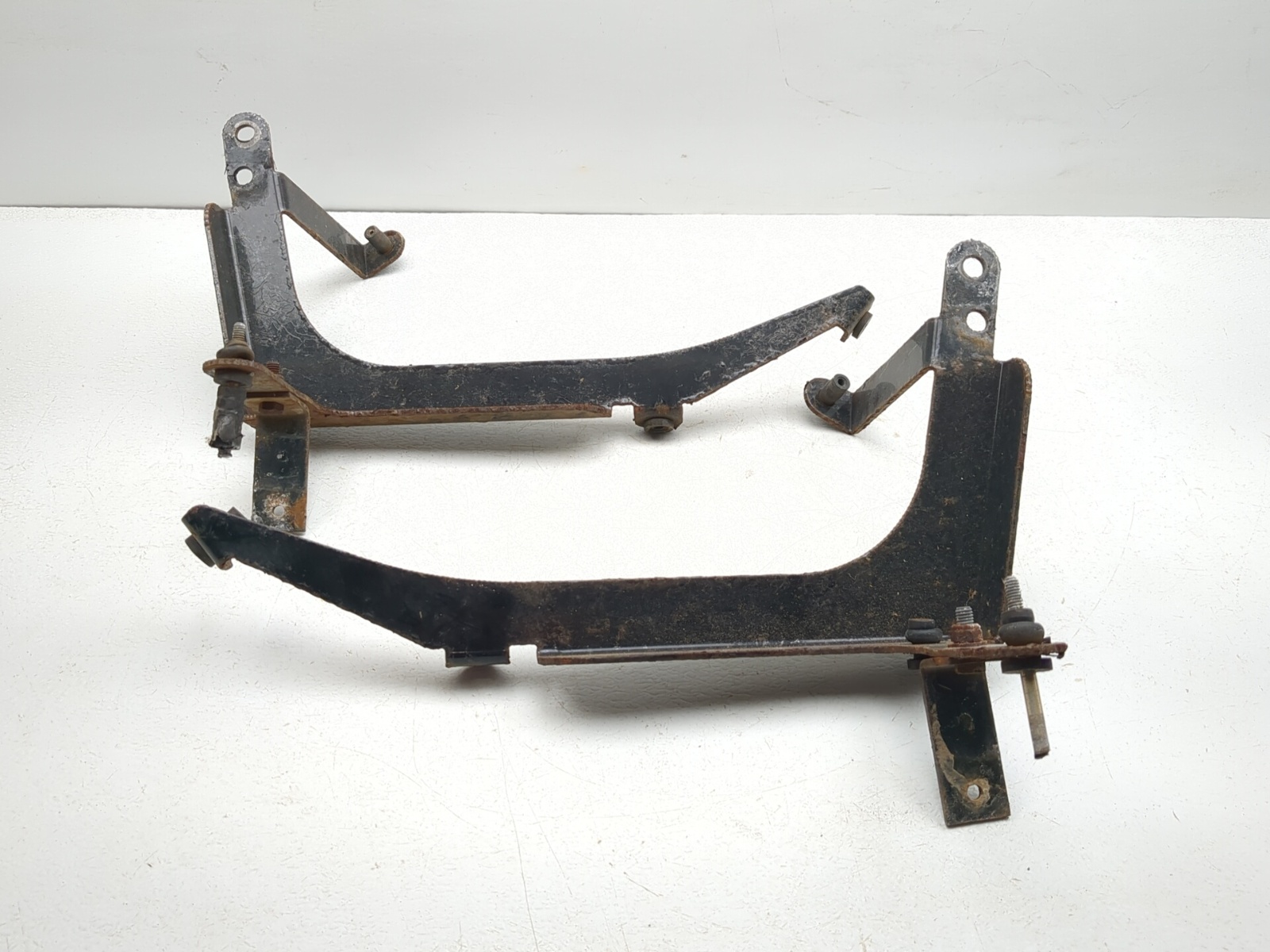 00-11 Polaris Gem Car Cart e2 e4 e6 e825 Front Left & Right Hood Hinge Brackets