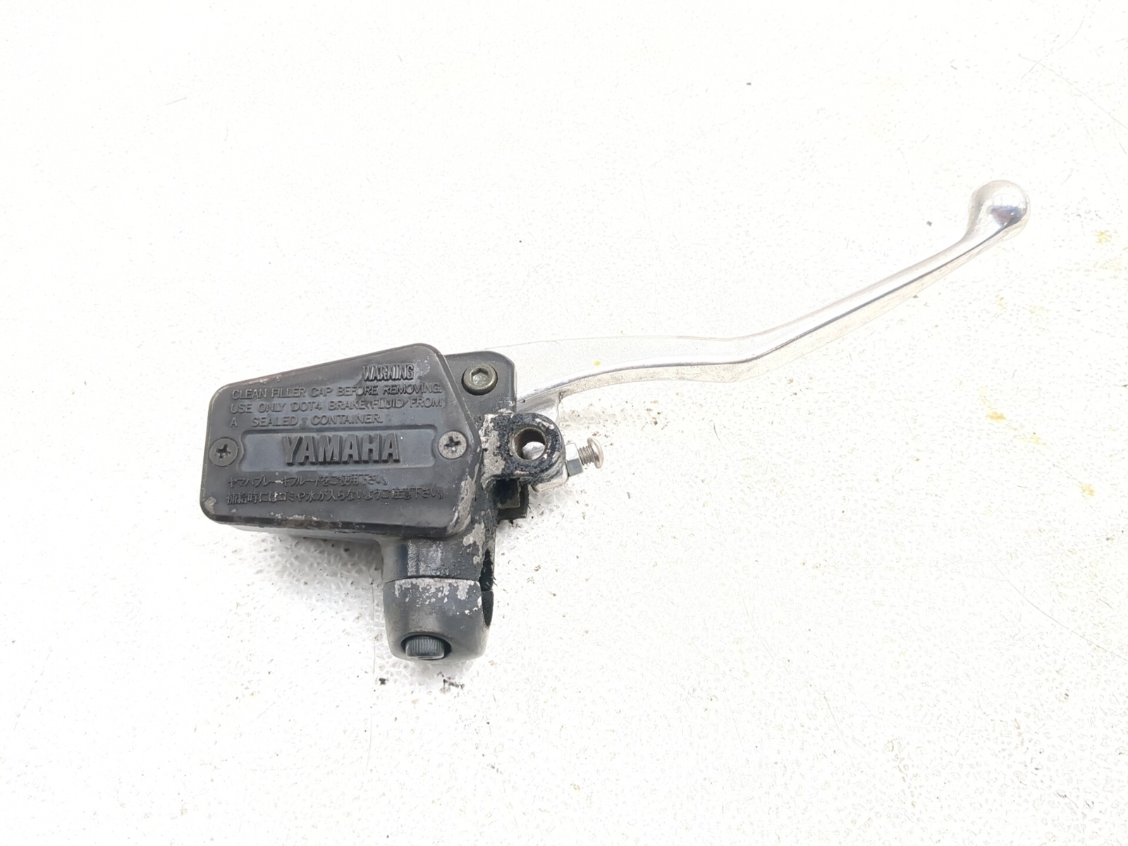 85-07 Yamaha VMAX 1200 VMX12 Front Right Brake Master Cylinder