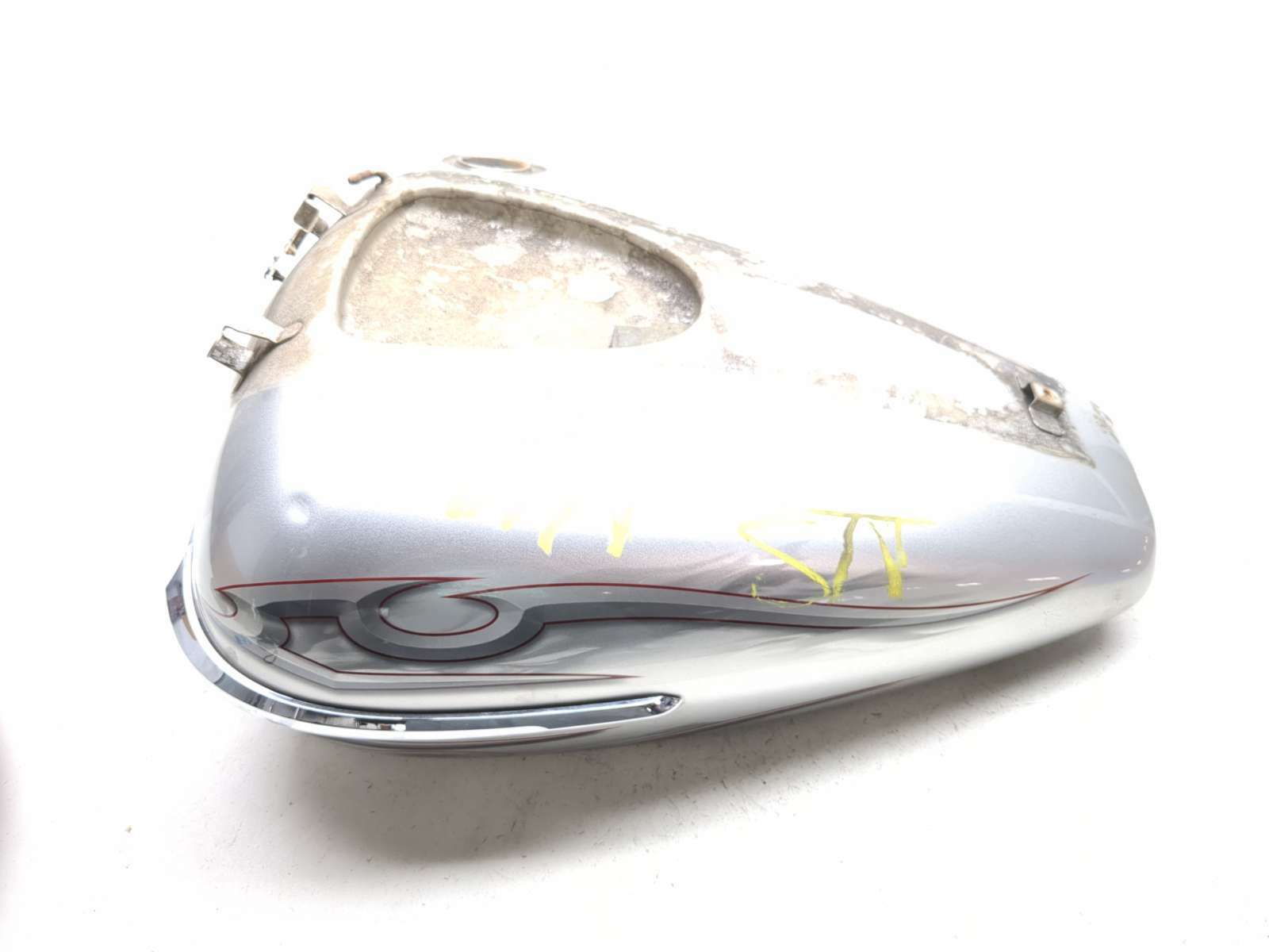08-17 Yamaha Raider XV1900 CU Gas Fuel Tank Petrol Reservoir - Sun