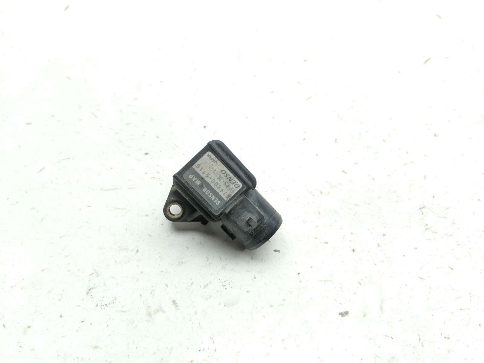 03 Honda VTX 1800 C MAP Intake Pressure Sensor 079800-5710 - Sun