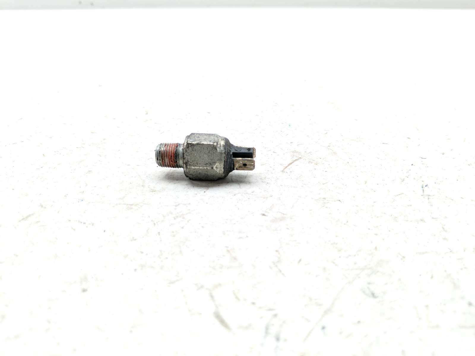 17-22 Harley FLHTK Electra Glide Ultra Limited Rear Brake Light Switch Sensor
