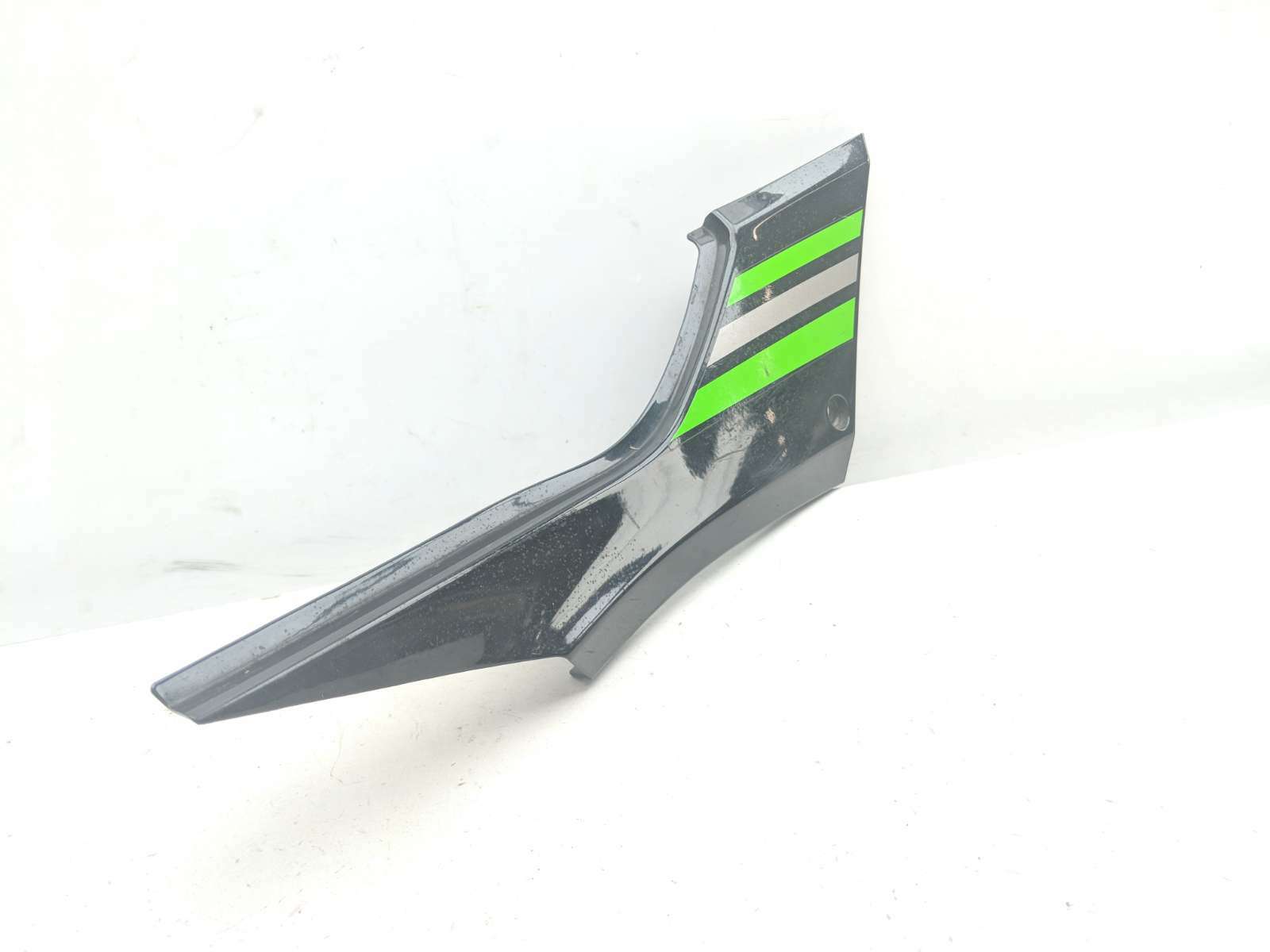16 Kawasaki Ninja 300 EX300 Right Side Cover Fairing 53065-0027