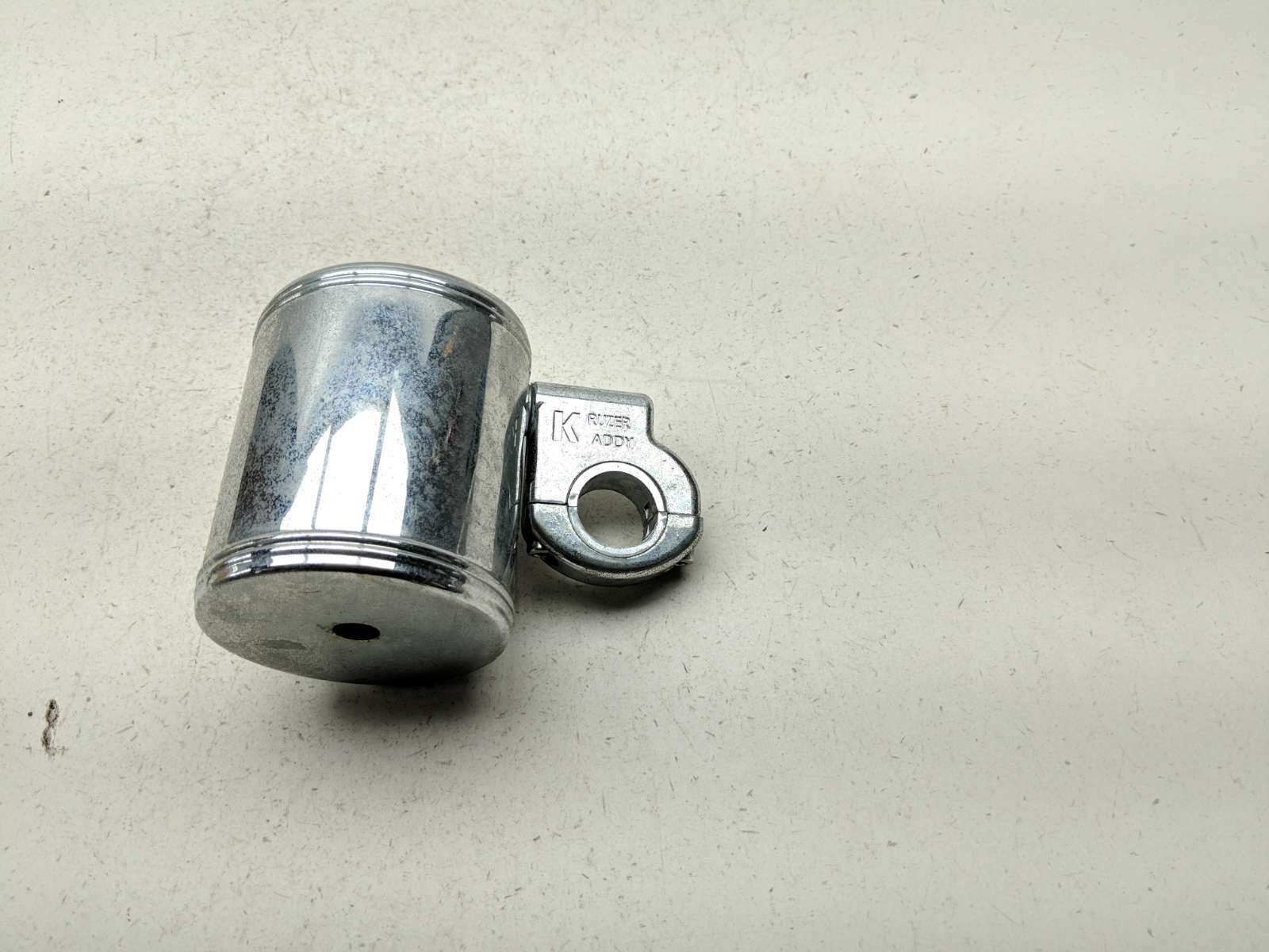 12 Harley Davidson Softail Deluxe FLSTN KRUZER KADDY Chrome Cup