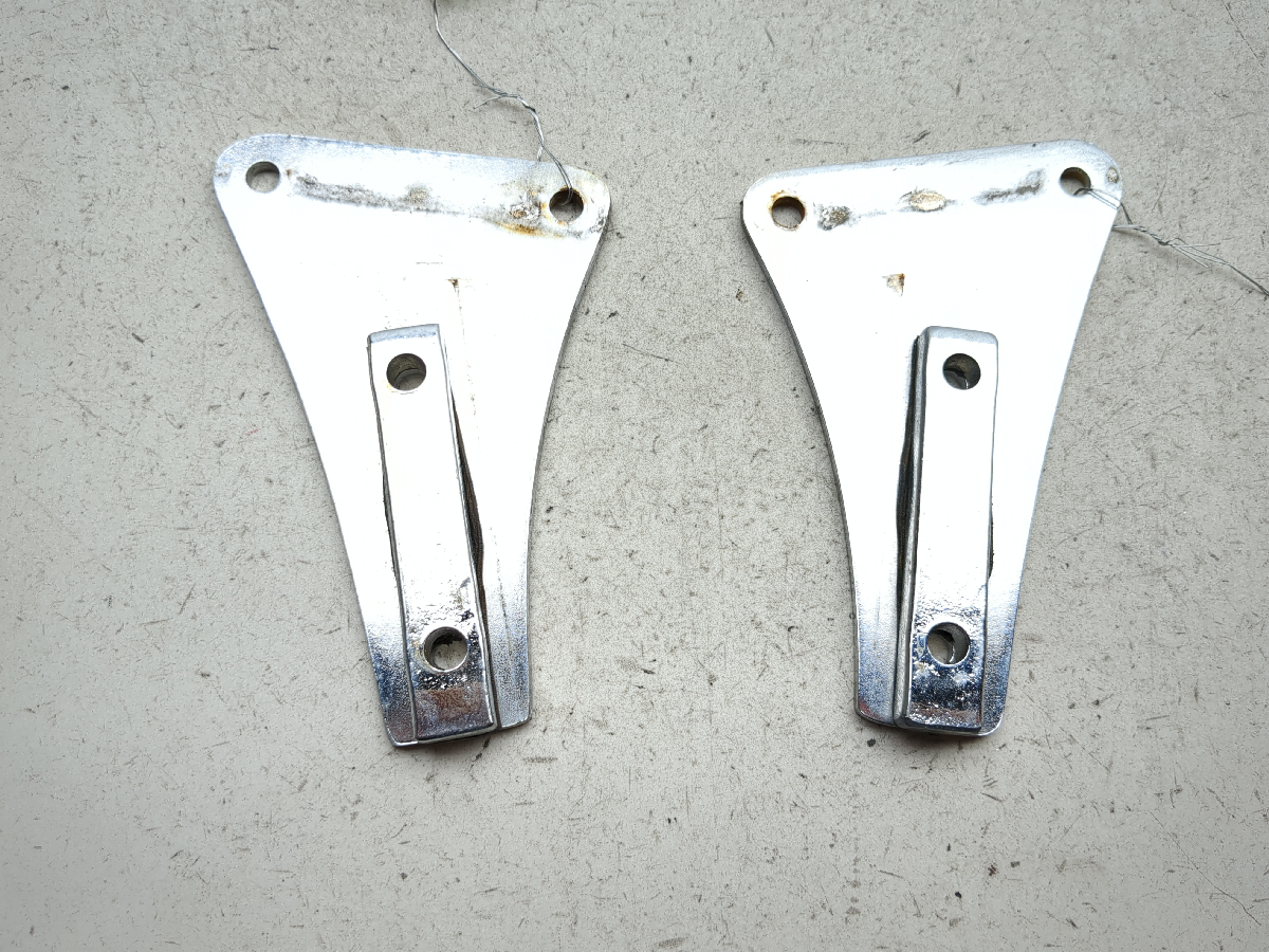 98-04 Kawasaki VN1500 Vulcan Nomad Rear Back Rest Sissy Bar Mount
