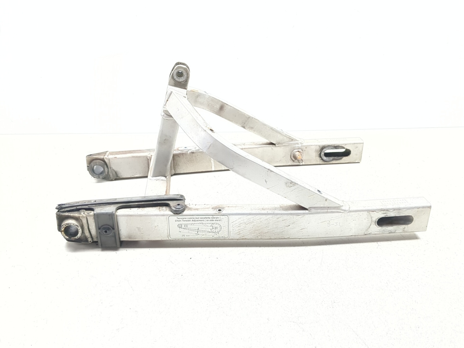 91-97 Ducati 900 SS Rear Wheel Swingarm Frame 37010091B - Sun