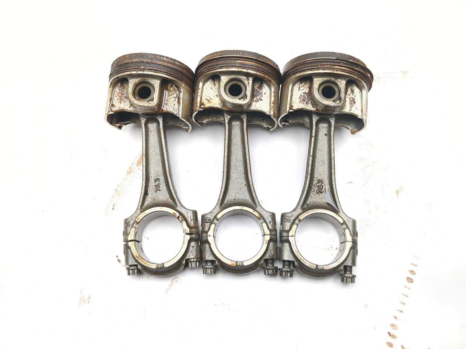 17-25 Can Am Maverick X3 Turbo DS Pistons With Connecting Rods Set