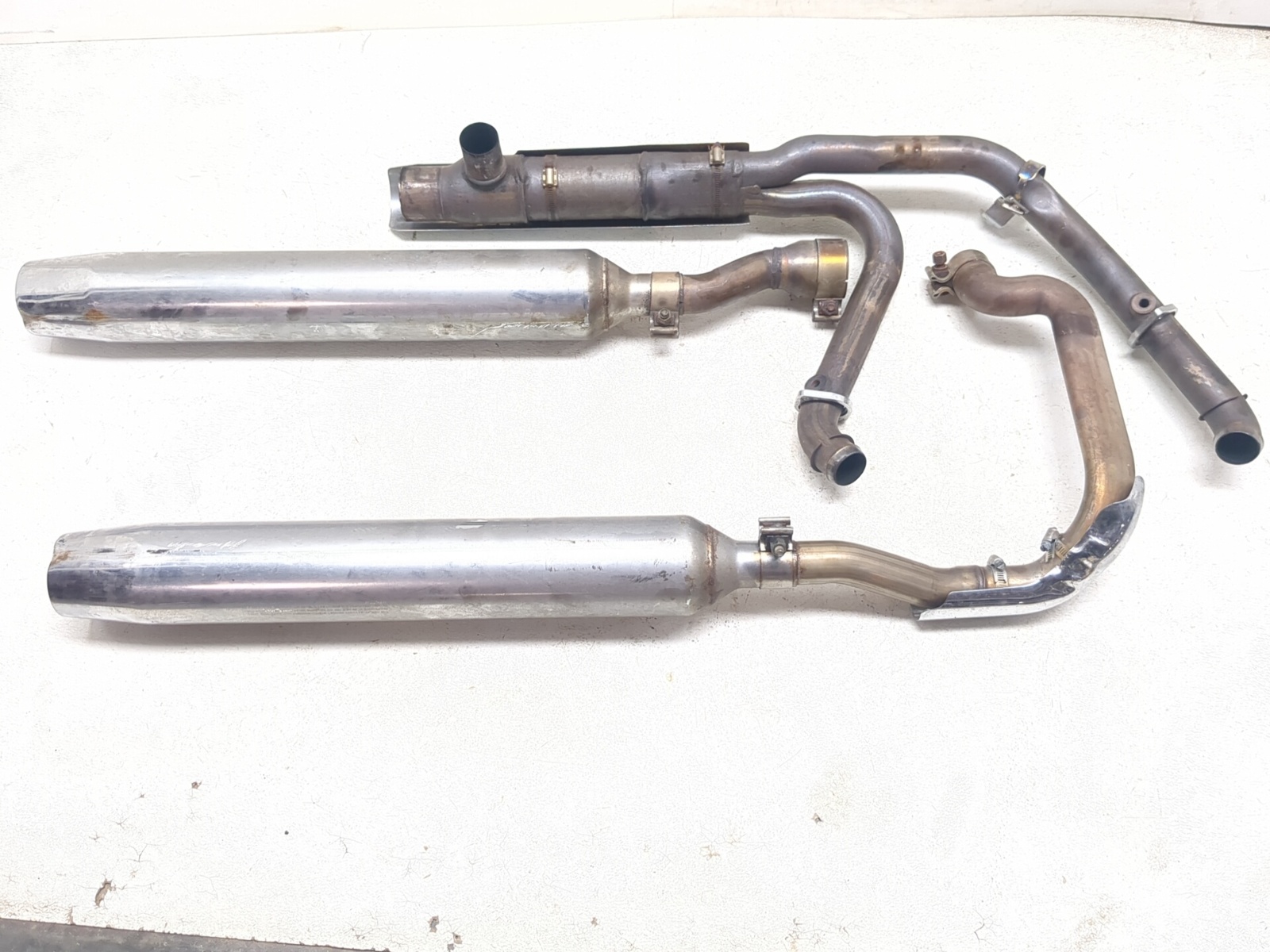 17-24 Harley-Davidson FLHTCUTG Tri Glide Ultra Exhaust System Set