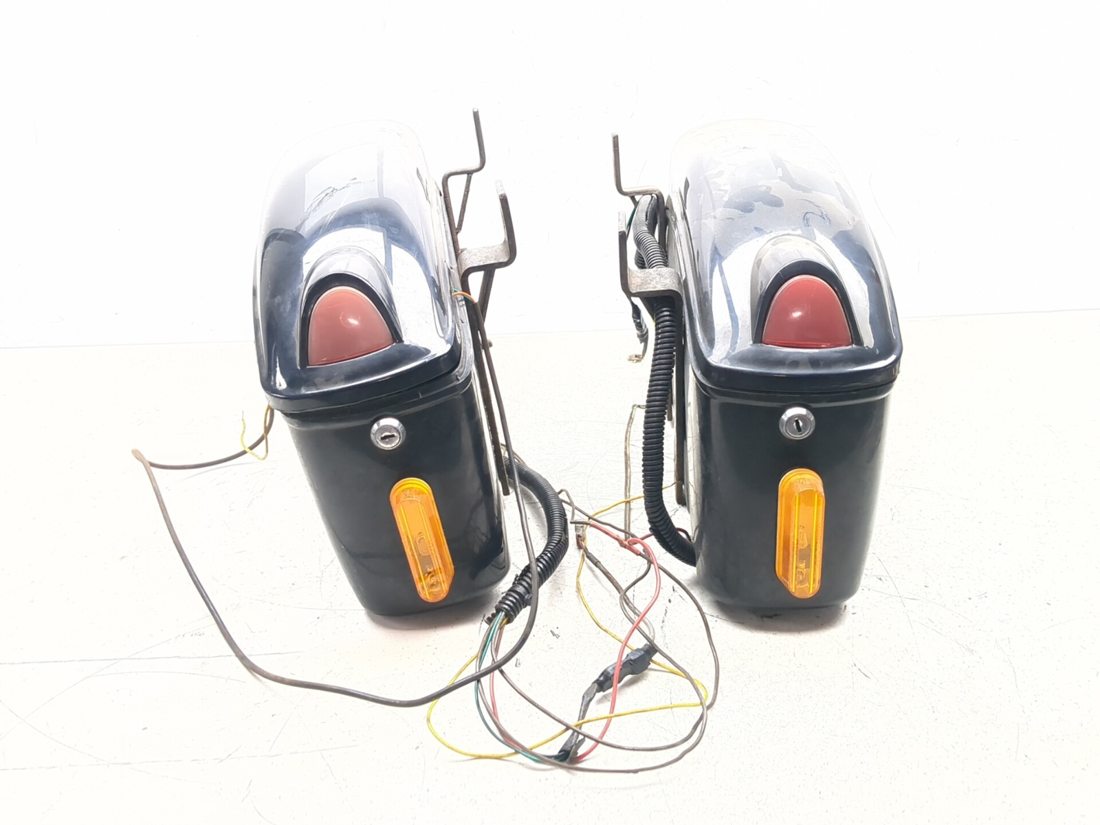 04-10 Kawasaki Vulcan 2000 VN2000 Rear Haoling Hard Saddlebags