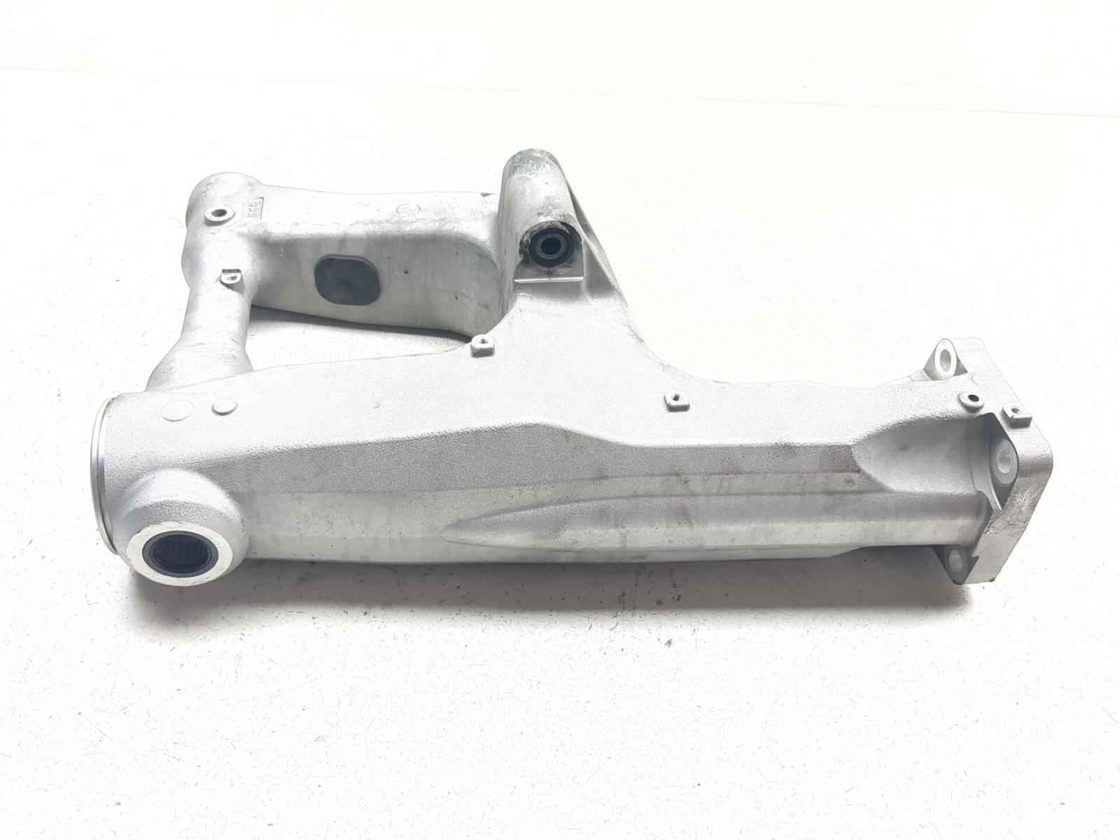 18-24 Honda GL1800 Goldwing 1800 Rear Swingarm 52200-MKC-A00ZA