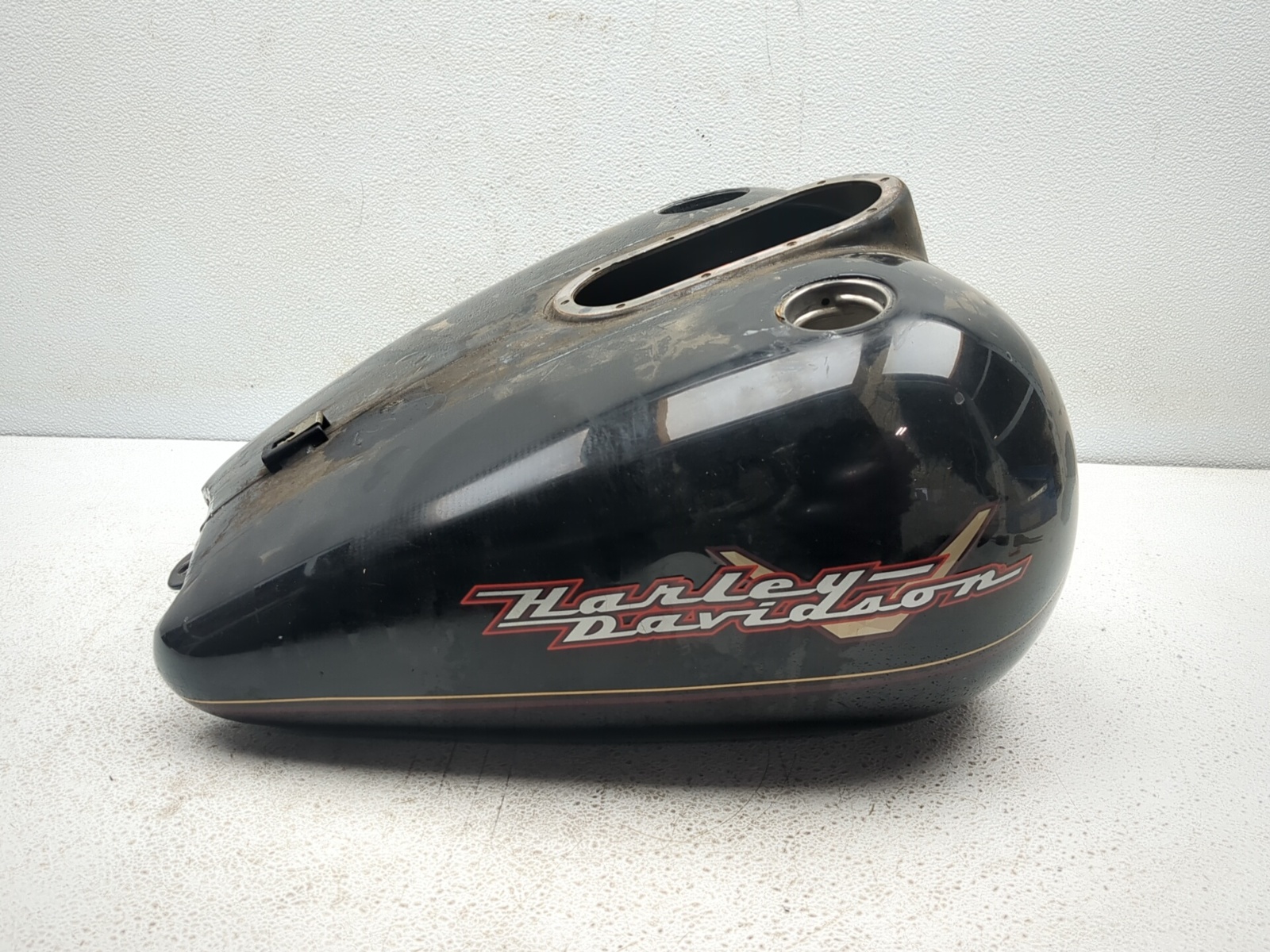 99-06 Harley-Davidson FLHRI Road King Gas Petrol Fuel Tank 61268