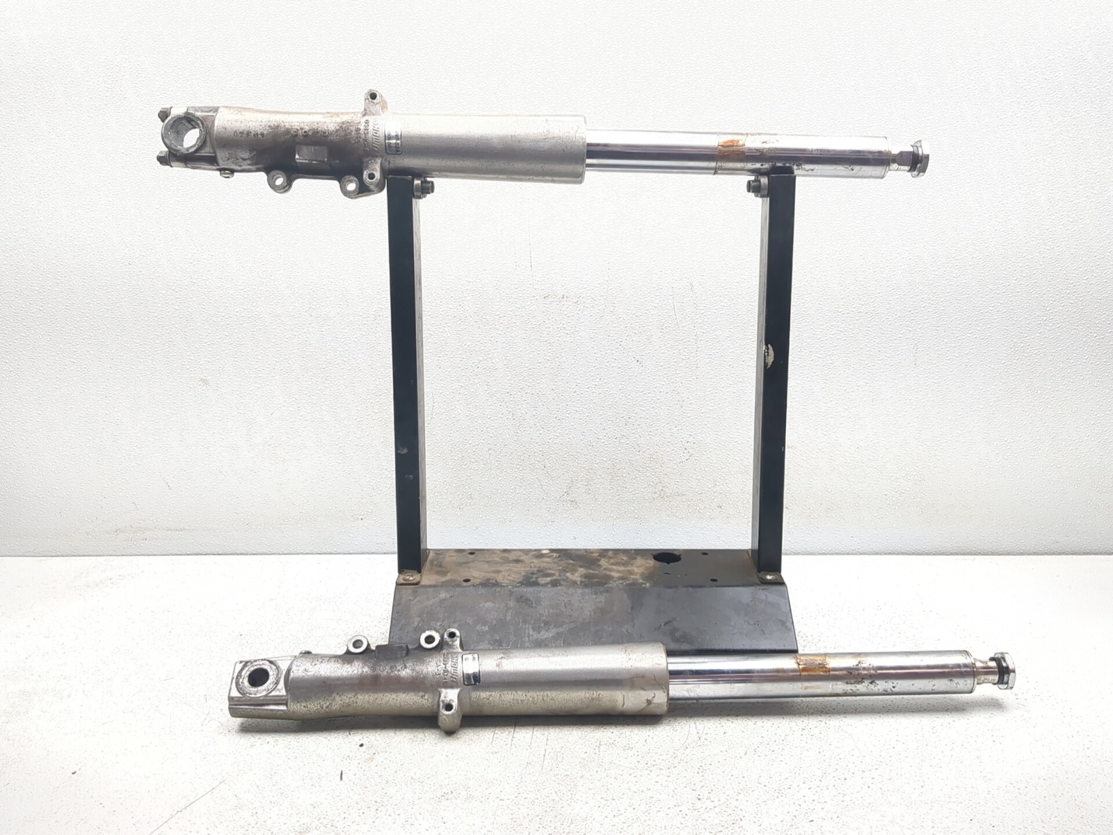 99-06 Harley Davidson FLHRI Road King Front Suspension Forks Set STRAIGHT