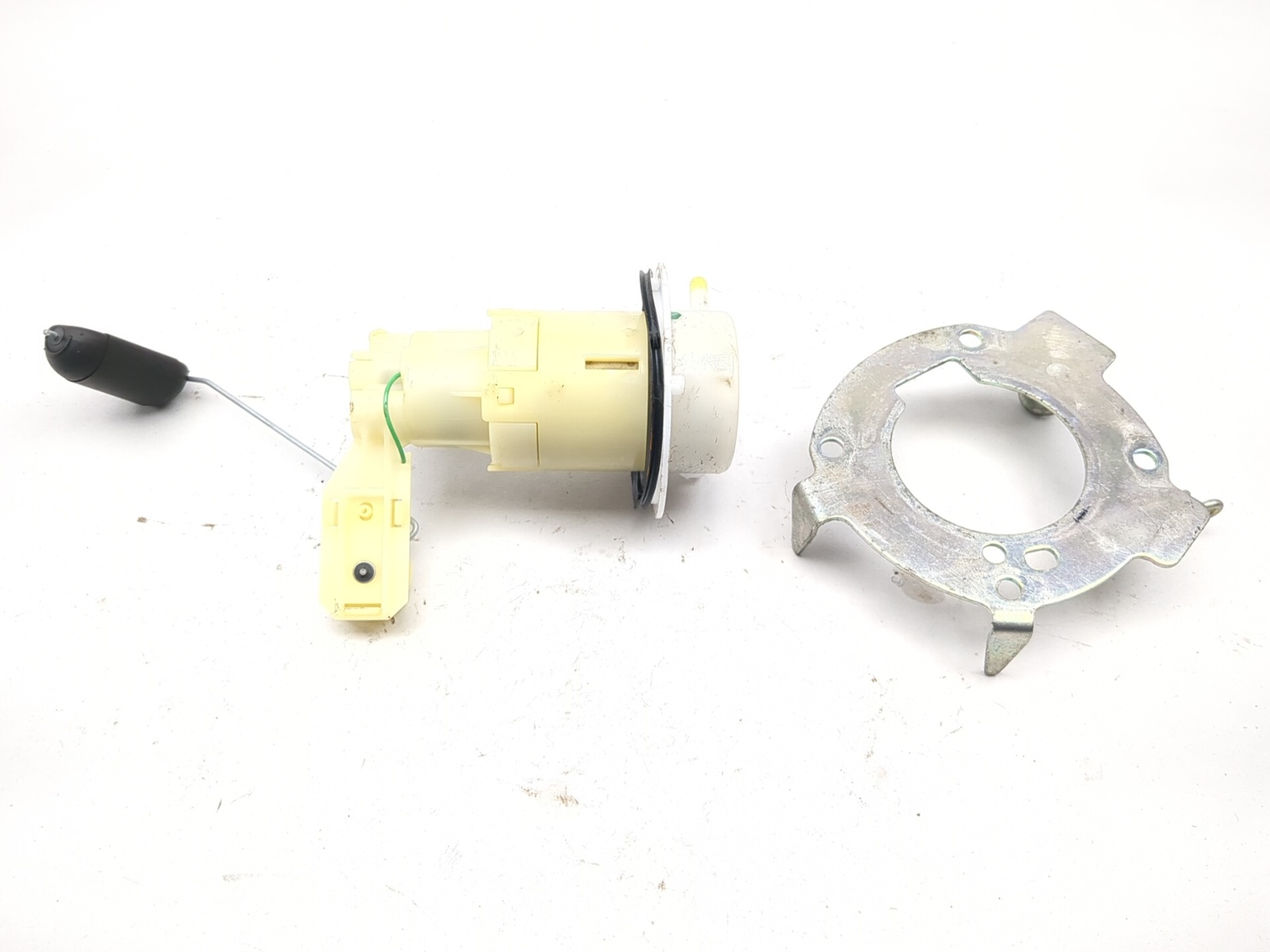 21-24 Honda CRF 300 Fuel Pump 16700-K1T-E51 - Sun Coast Cycle