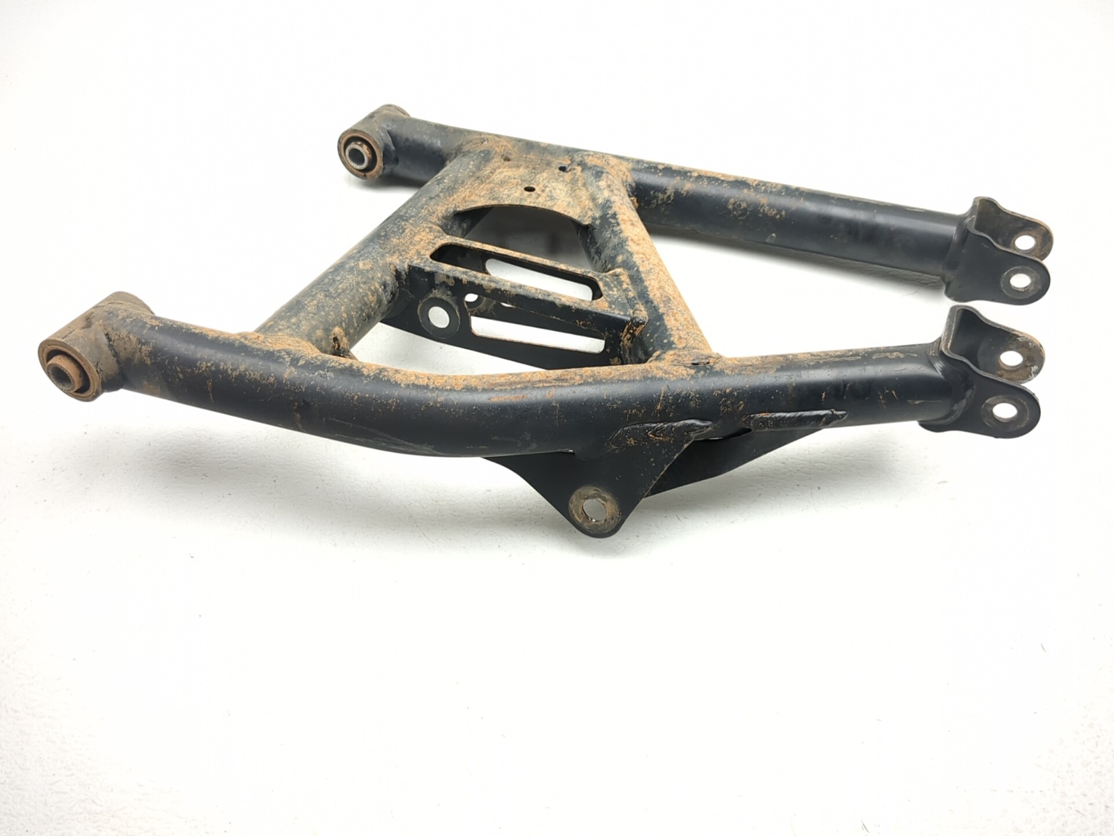 21-24 Can Am Commander 700 XT Rear Left Lower Control A-Arm