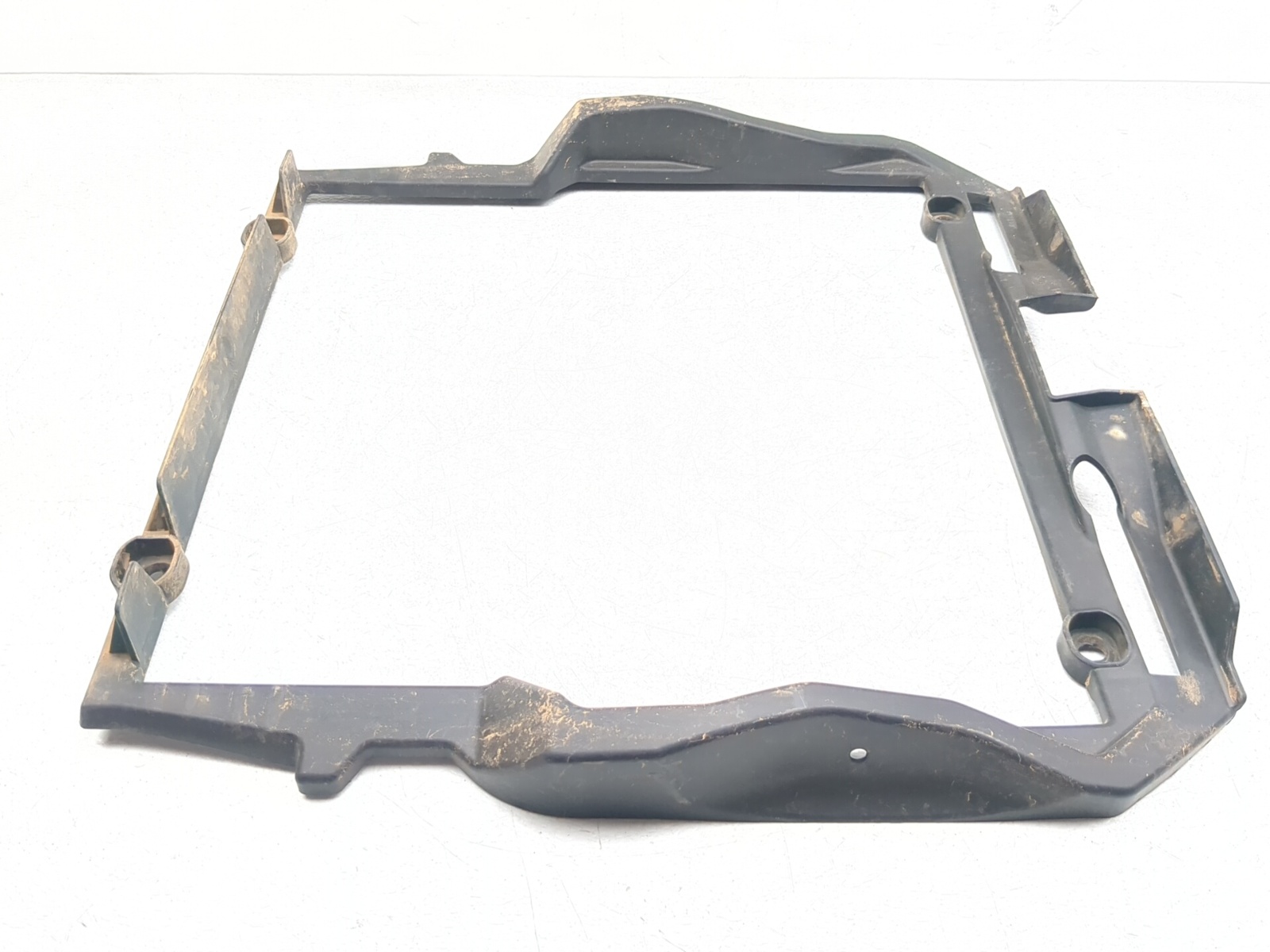 21-24 Can Am Commander 700 XT Front Radiator Deflector Trim Cover