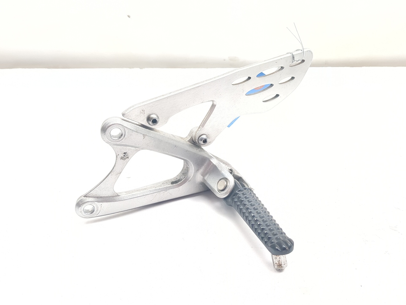 knoll1脚 09-14 Yamaha YZF R1 Front Left Rearset Foot Peg 14B-2741L-00-00