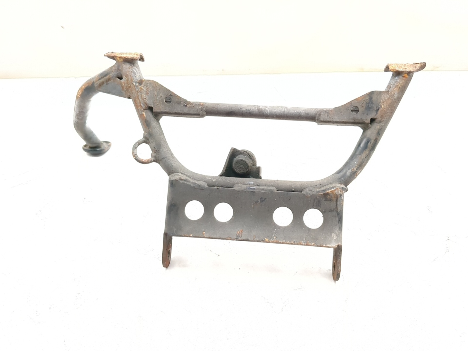 09-15 Yamaha Zuma YW125 Center Stand 5S9-XF711-02-00 - Sun Coast