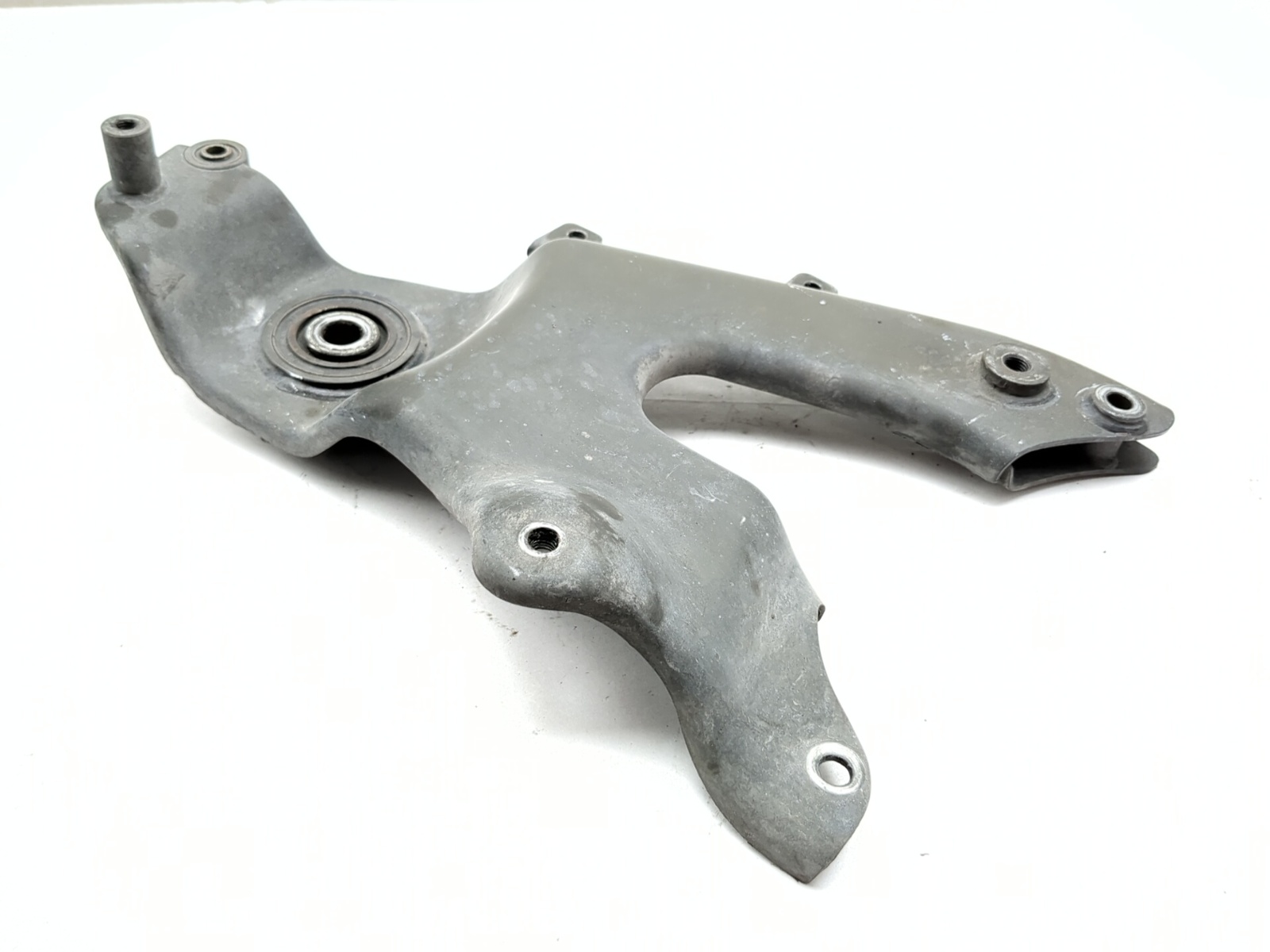 09-15 Yamaha Zuma YW125 Right Rear Swingarm Stay 5S9-F2110-01-00