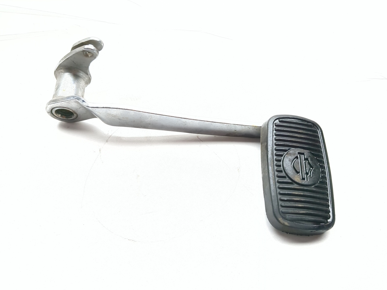 08-13 Harley Davidson Road King FLHR Front Right Brake Pedal 42407