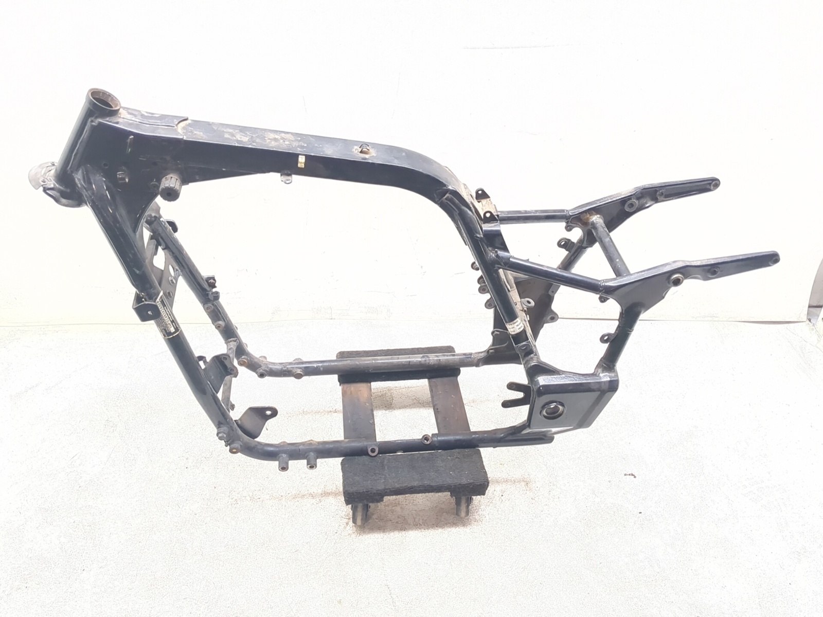 02-04 Honda VTX1800S Main Frame Chassis STRAIGHT CLN