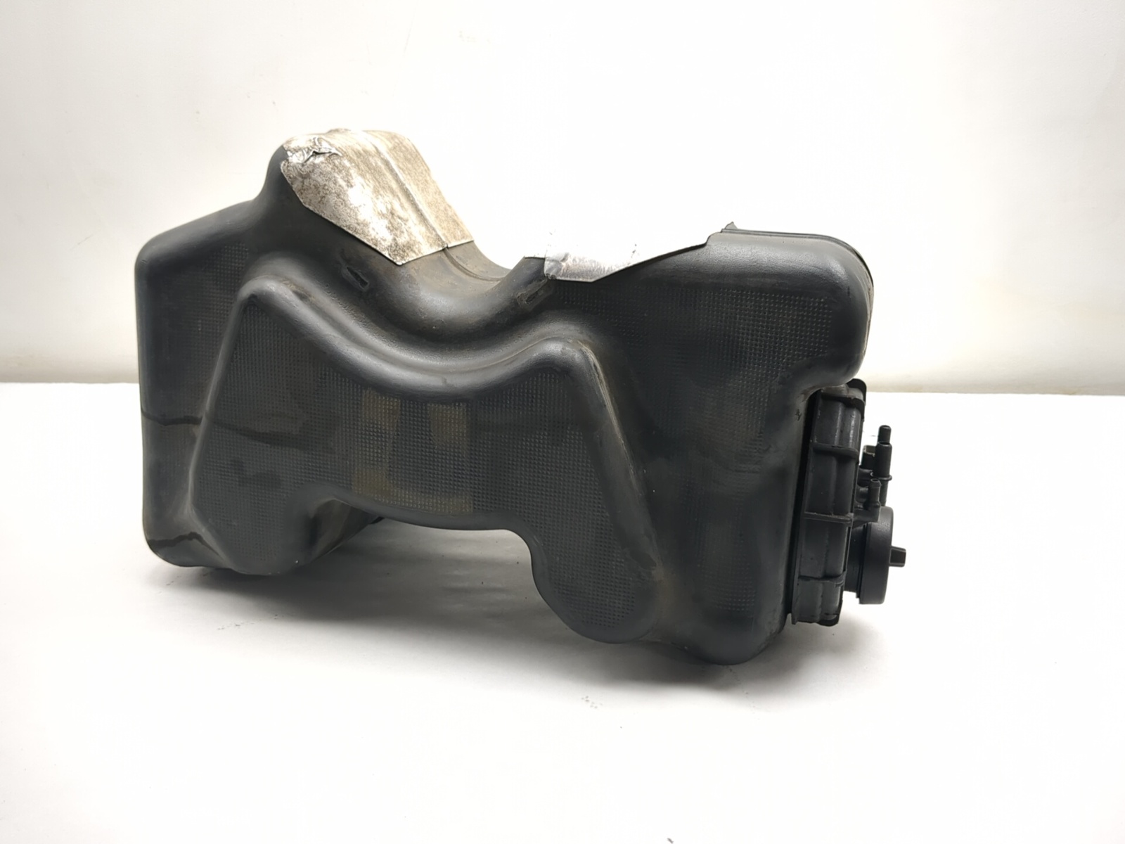 02-06 Harley Davidson VROD VRSCA Gas Petrol Fuel Tank & Pump 61328