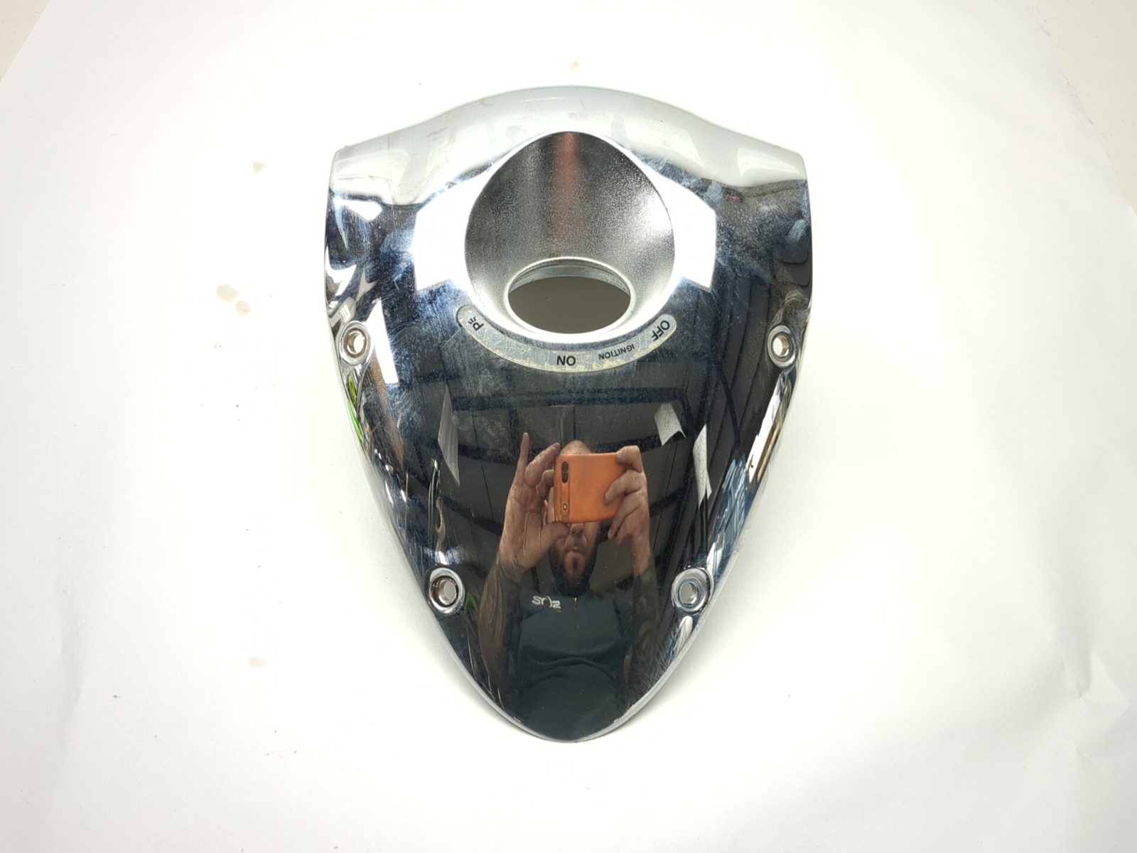 05-10 Kawasaki Vulcan 2000 VN2000D1 Front Ignition Switch Cover