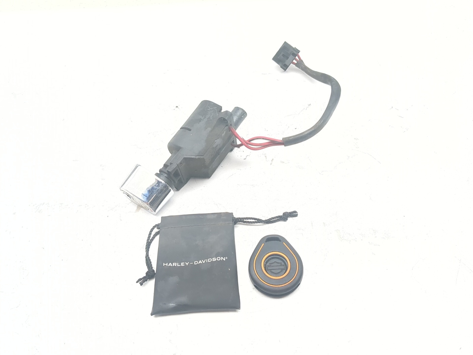 99-06 Harley-Davidson Road Glide FLTRI Ignition Switch Fob Set