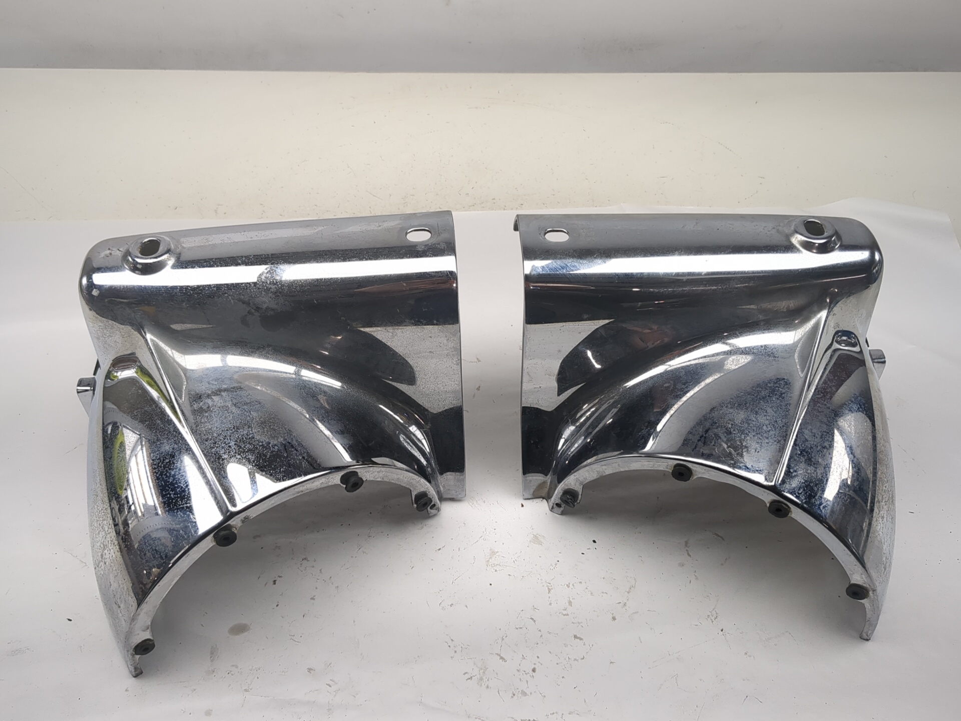 98-06 Harley-Davidson Road King Classic FLHRCI Headlight Cover Set 67682-03a