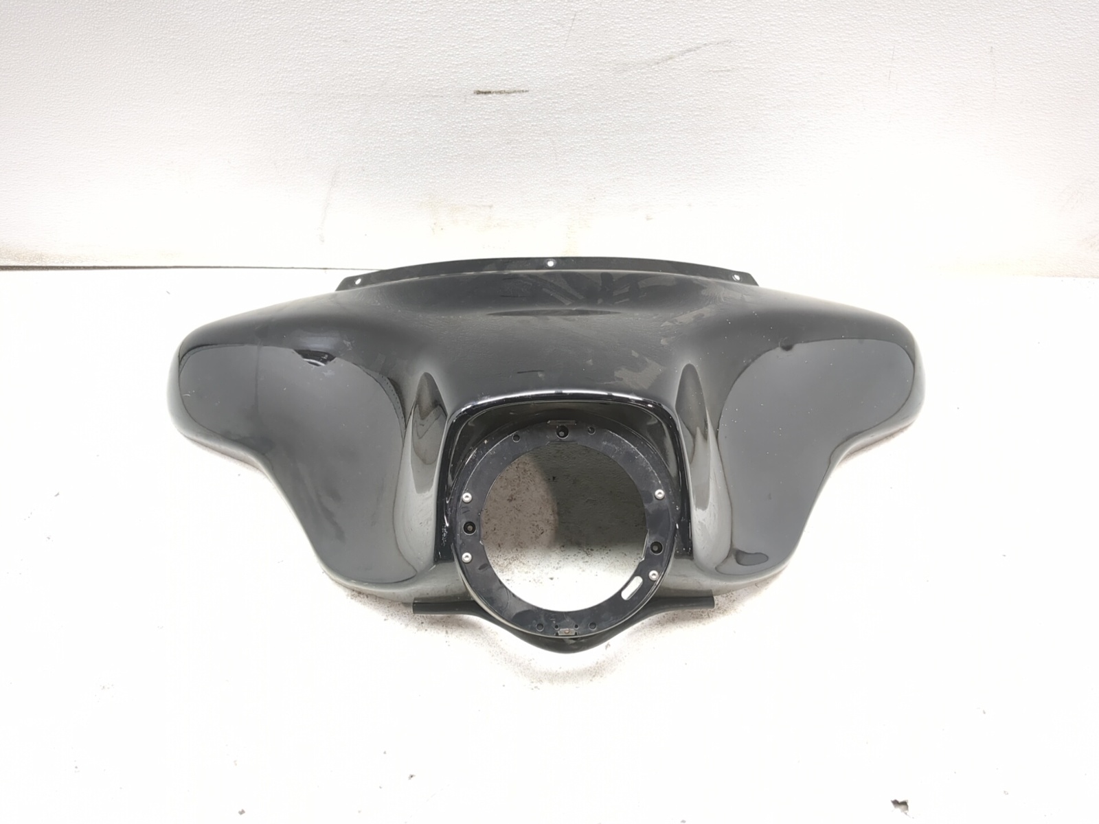 06 Harley Davidson Street Glide FLHXI Front Batwing Outer Fairing