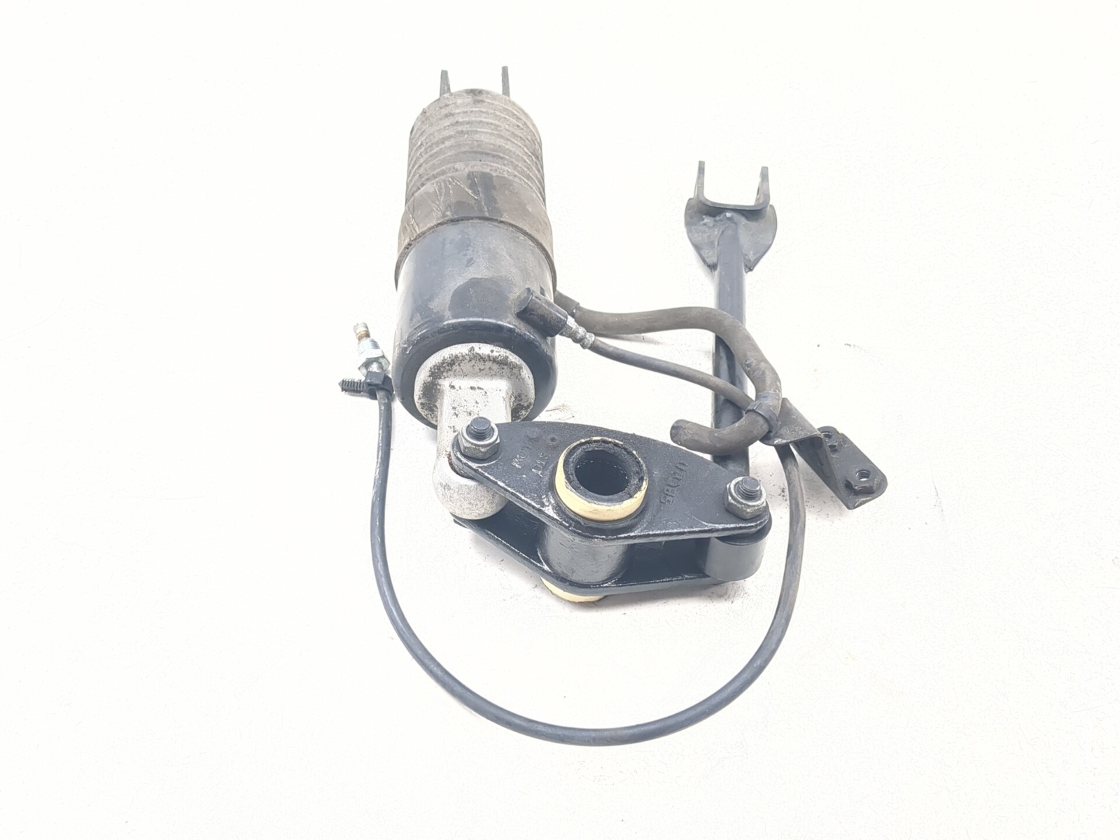 08-17 Victory Vision Rear Air Shock Absorber with Linkage 1542903