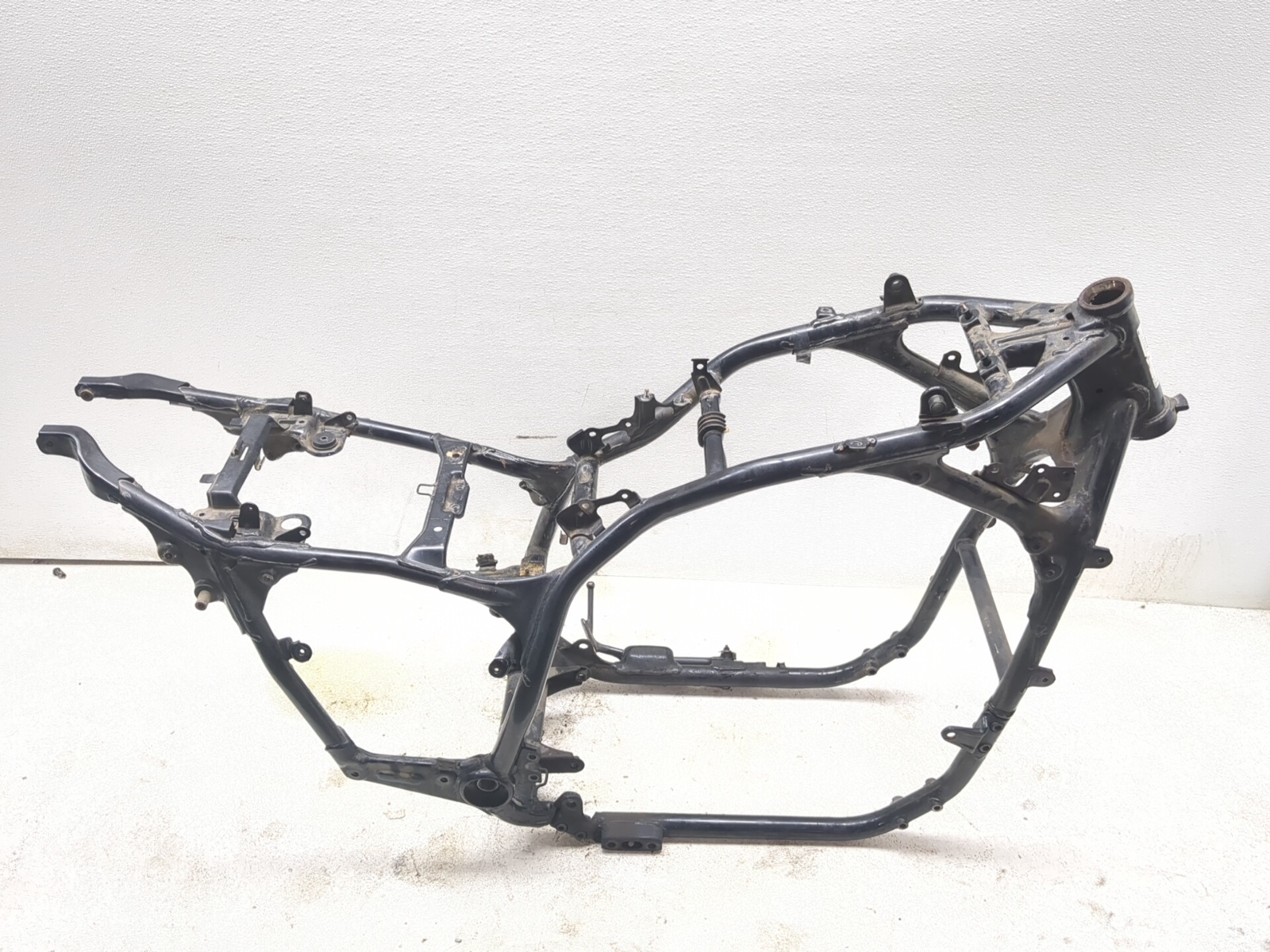 85-07 Yamaha VMAX 1200 VMX12 Main Frame Chassis STRAIGHT CLN