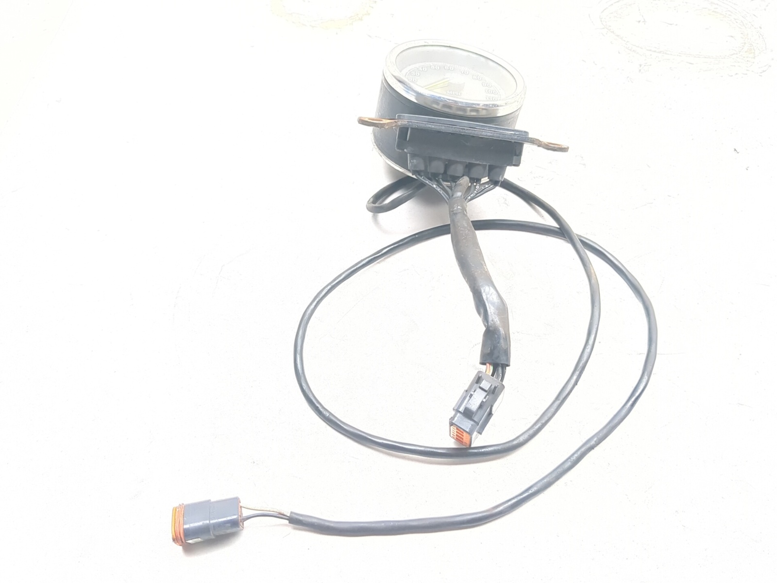 99-05 Harley Davidson FXD Dyna Super Glide Speedometer 67443-00